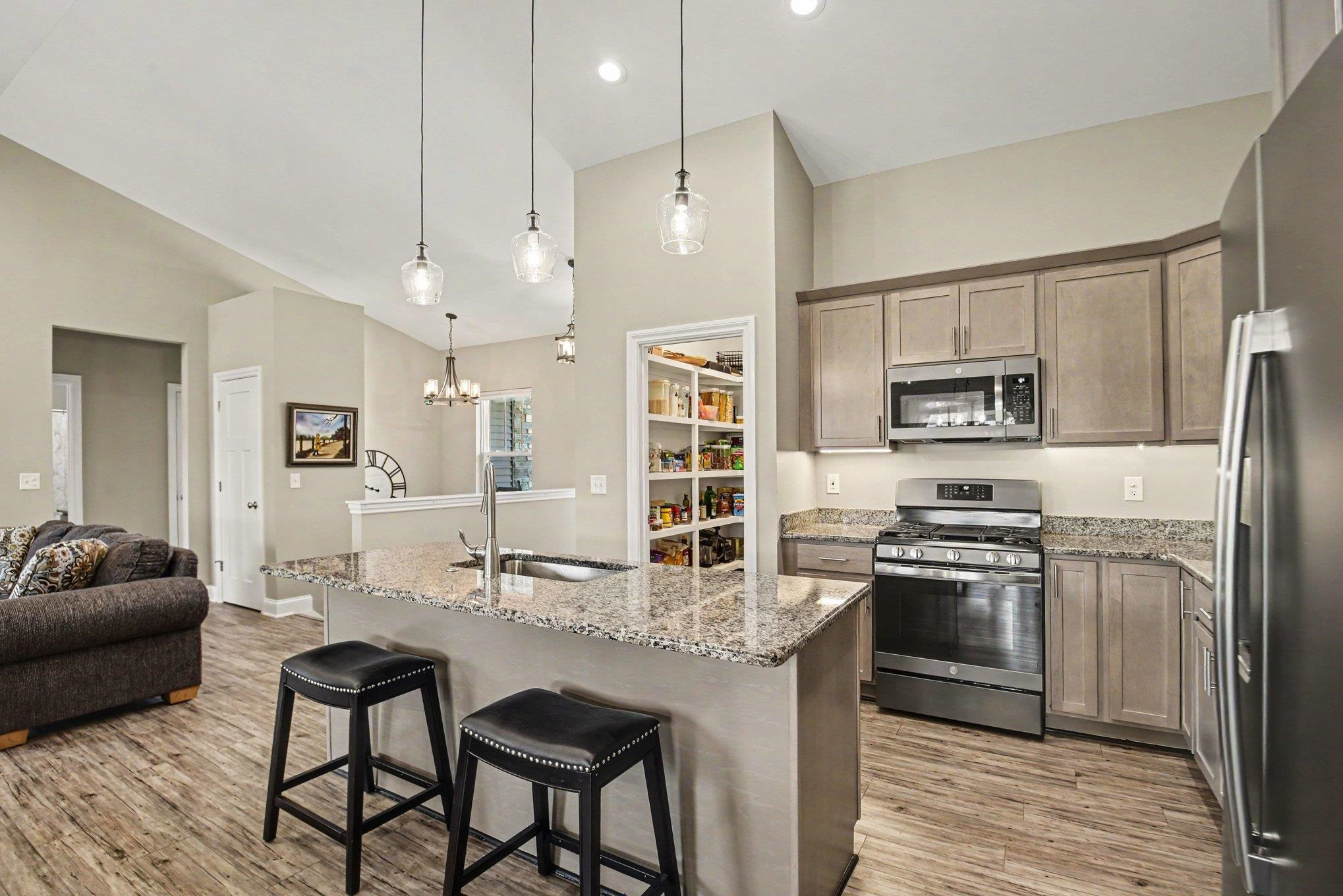 9050 Woodridge Drive, Davison, MI 48423 — Photo 10