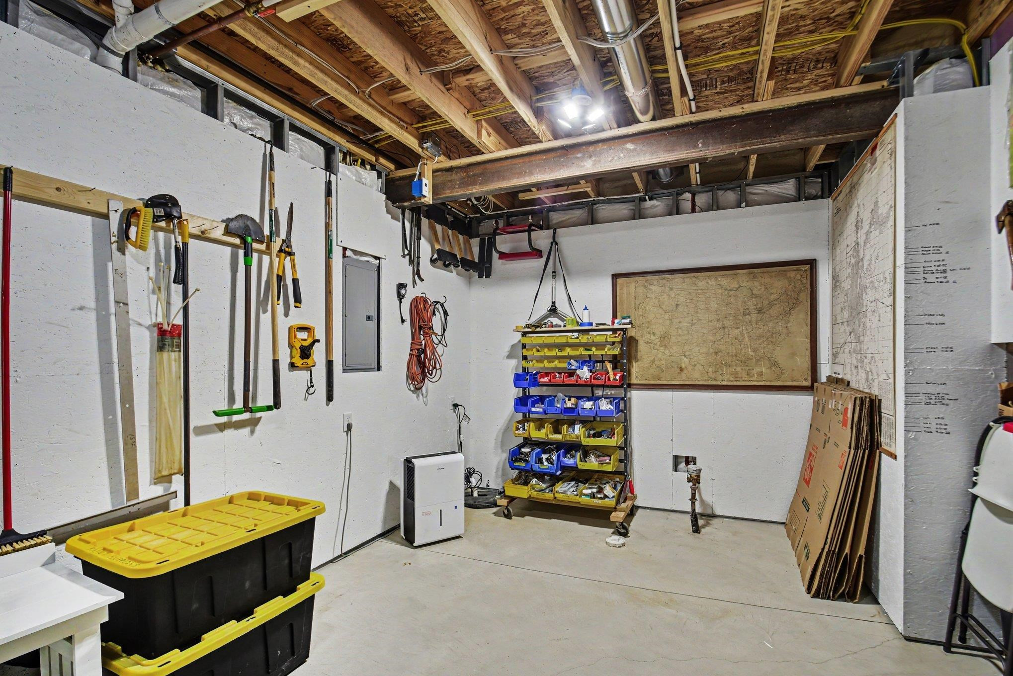 9050 Woodridge Drive, Davison, MI 48423 — Photo 25