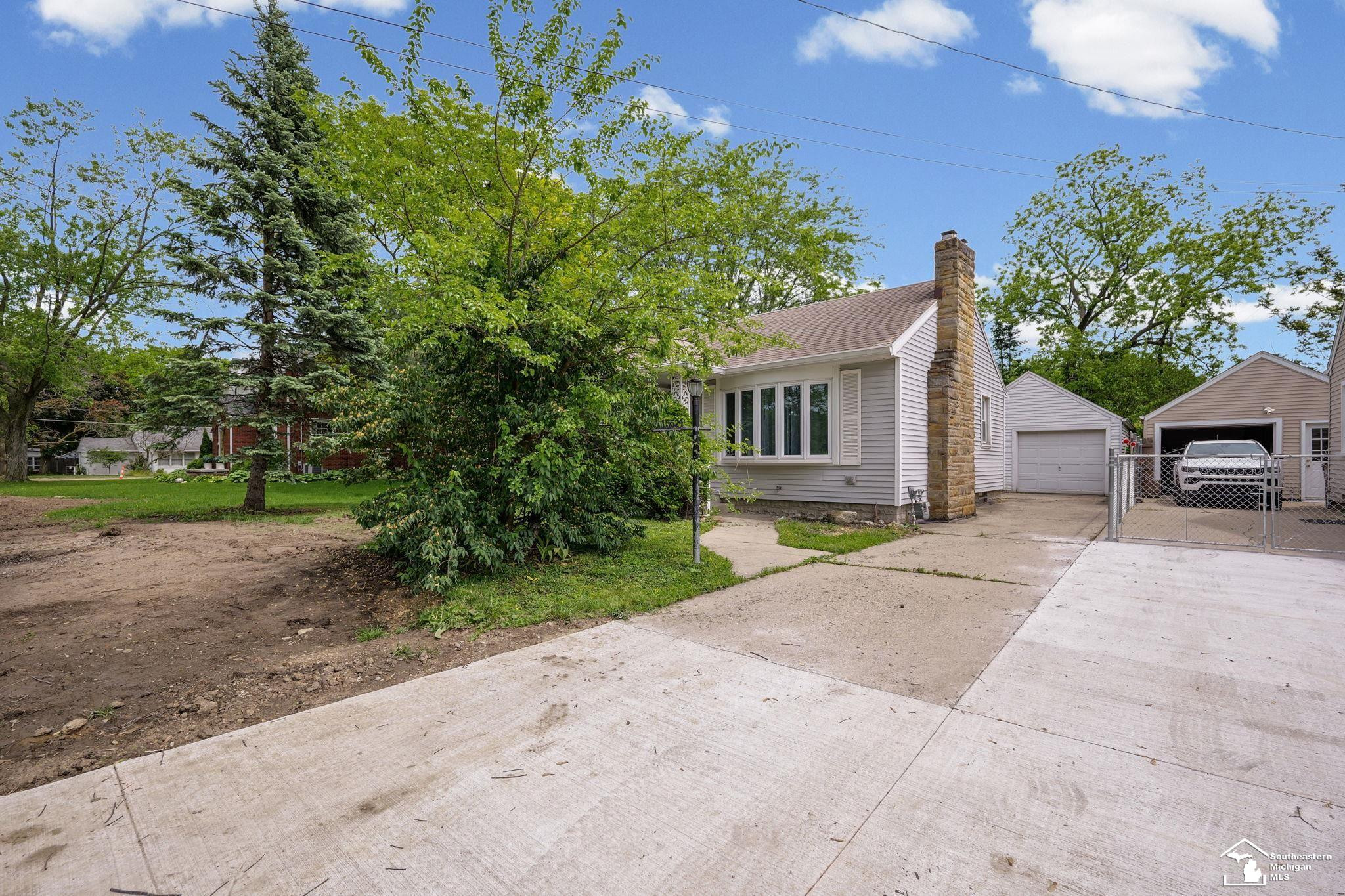 15524 Parkwood Drive, Monroe, MI 48161 — Photo 18