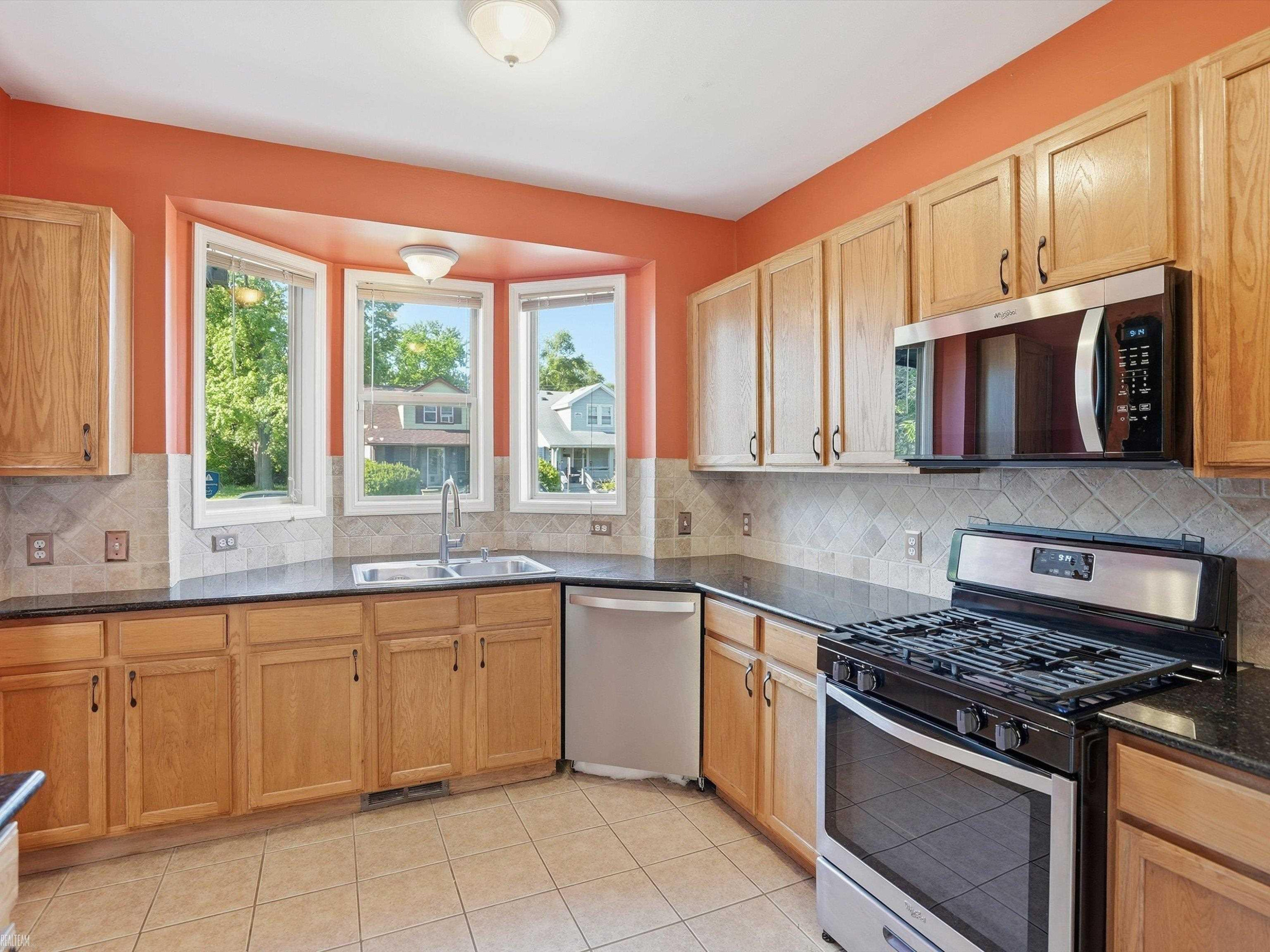 90 W Milton Avenue, MI 48030 — Photo 13