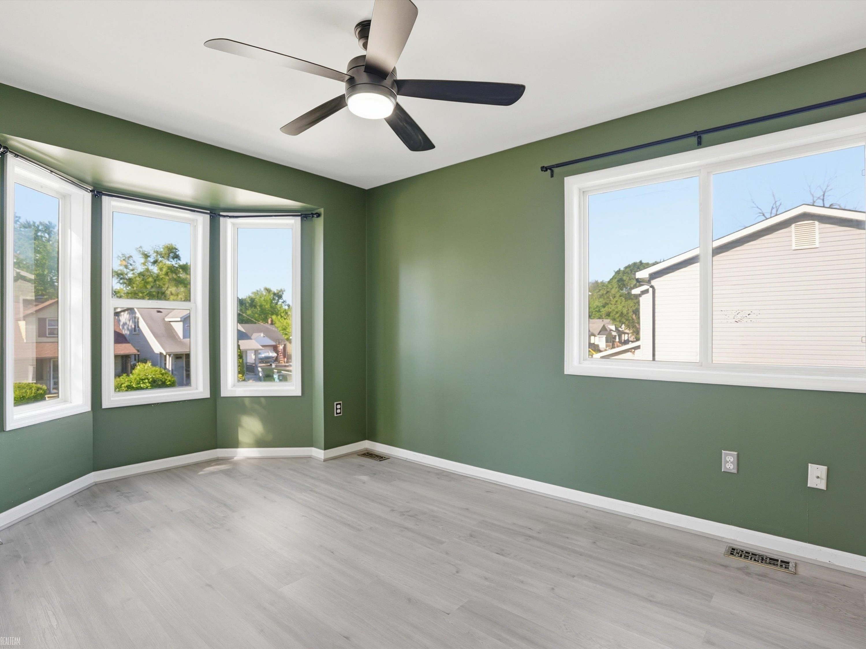 90 W Milton Avenue, MI 48030 — Photo 19