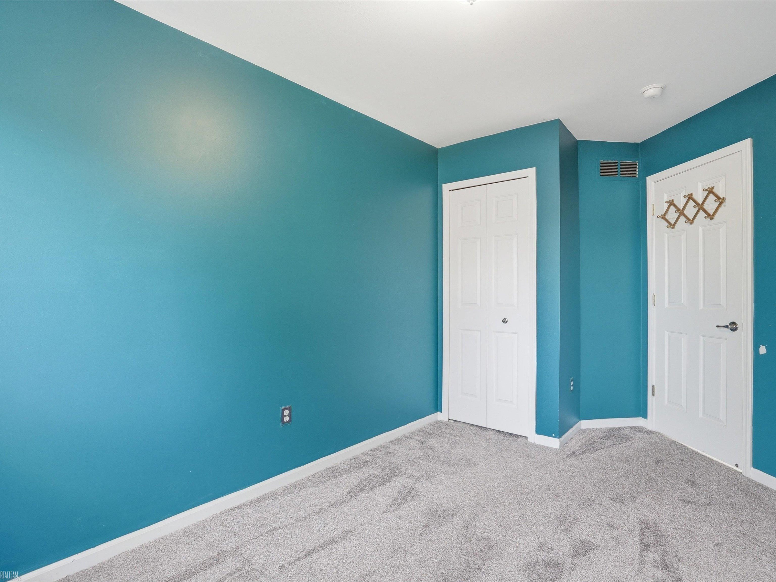 90 W Milton Avenue, MI 48030 — Photo 27