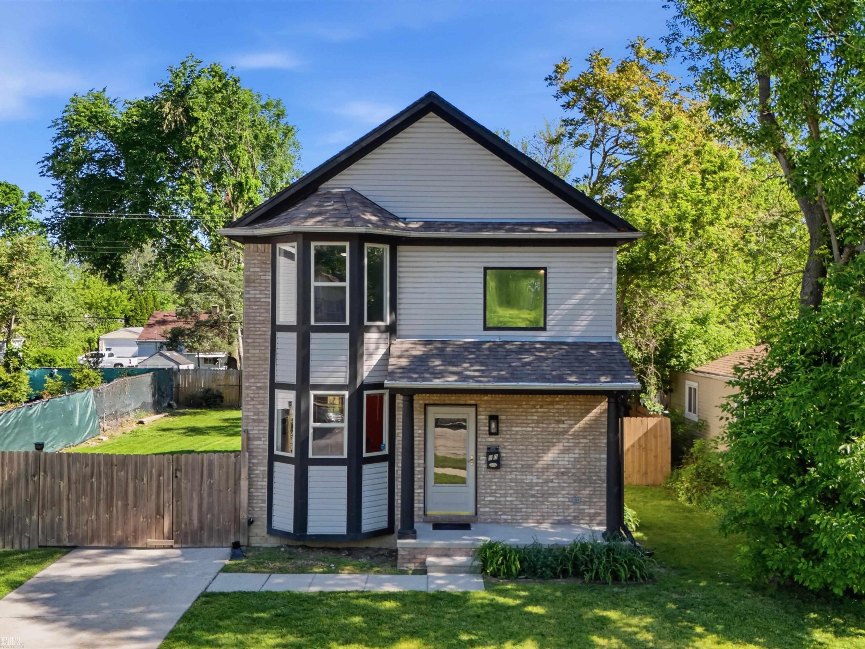 90 W Milton Avenue, MI 48030 — Photo 40