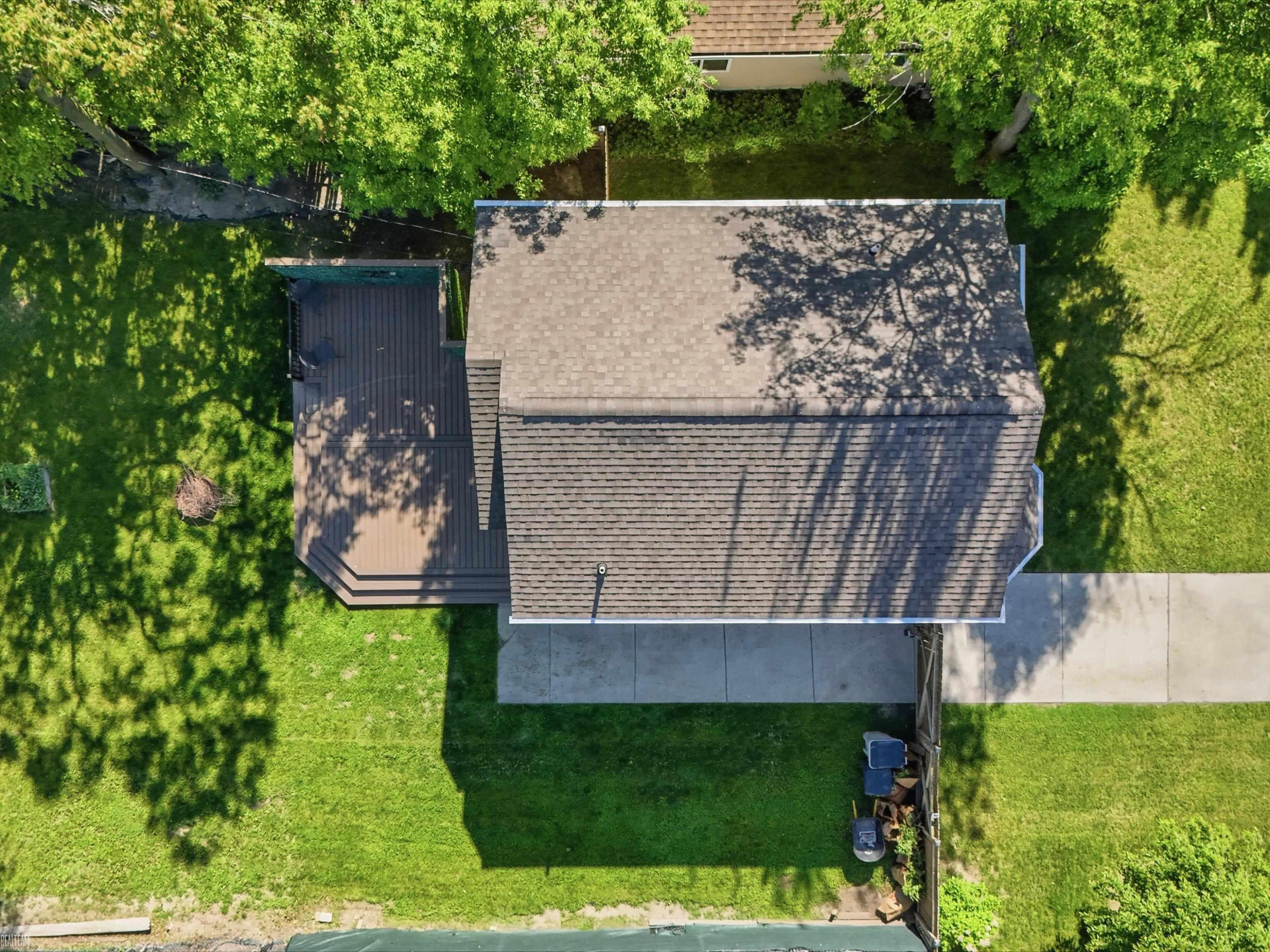 90 W Milton Avenue, MI 48030 — Photo 49