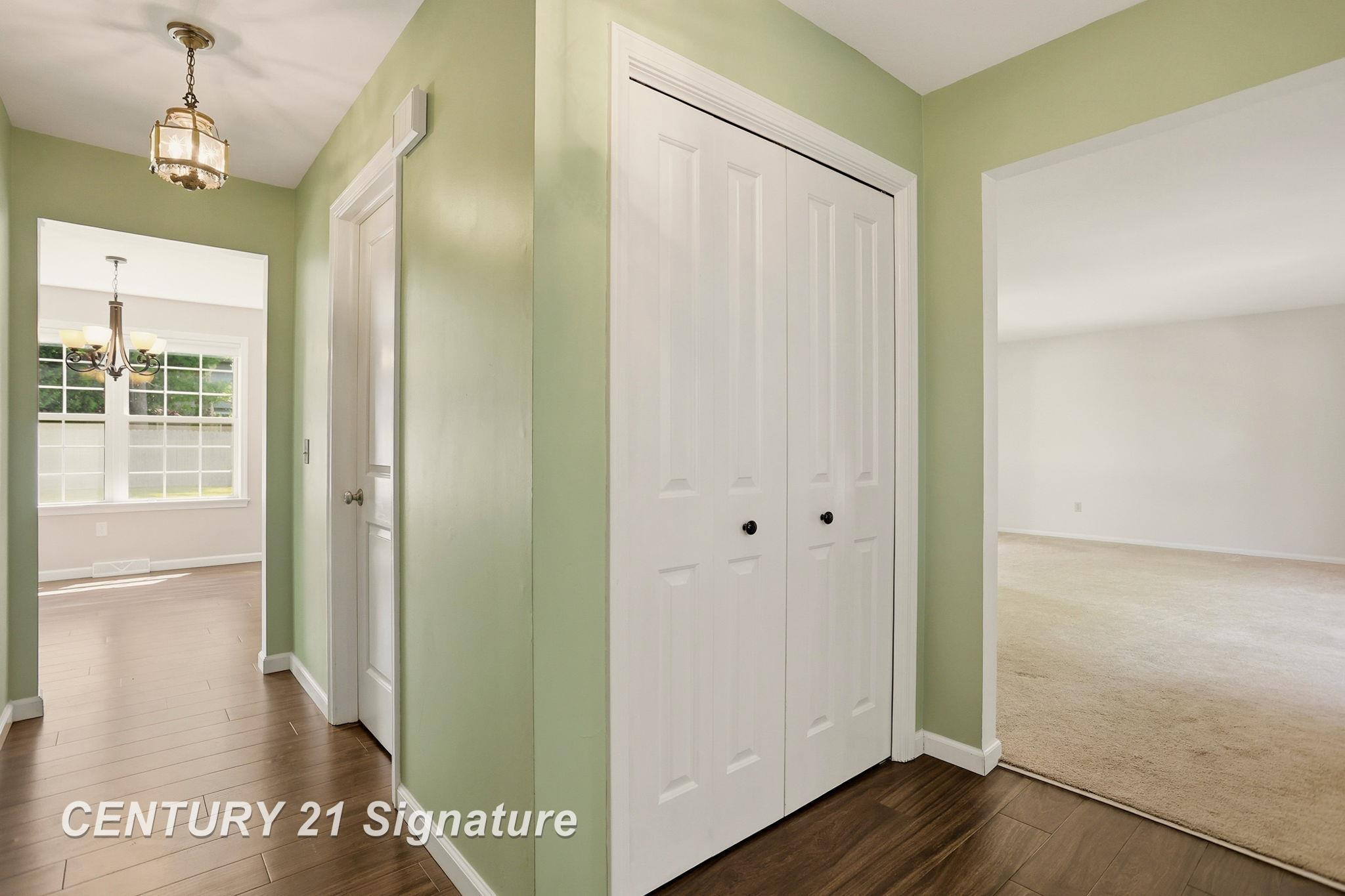 430 Cranbrook Drive, Saginaw, MI 48638 — Photo 10