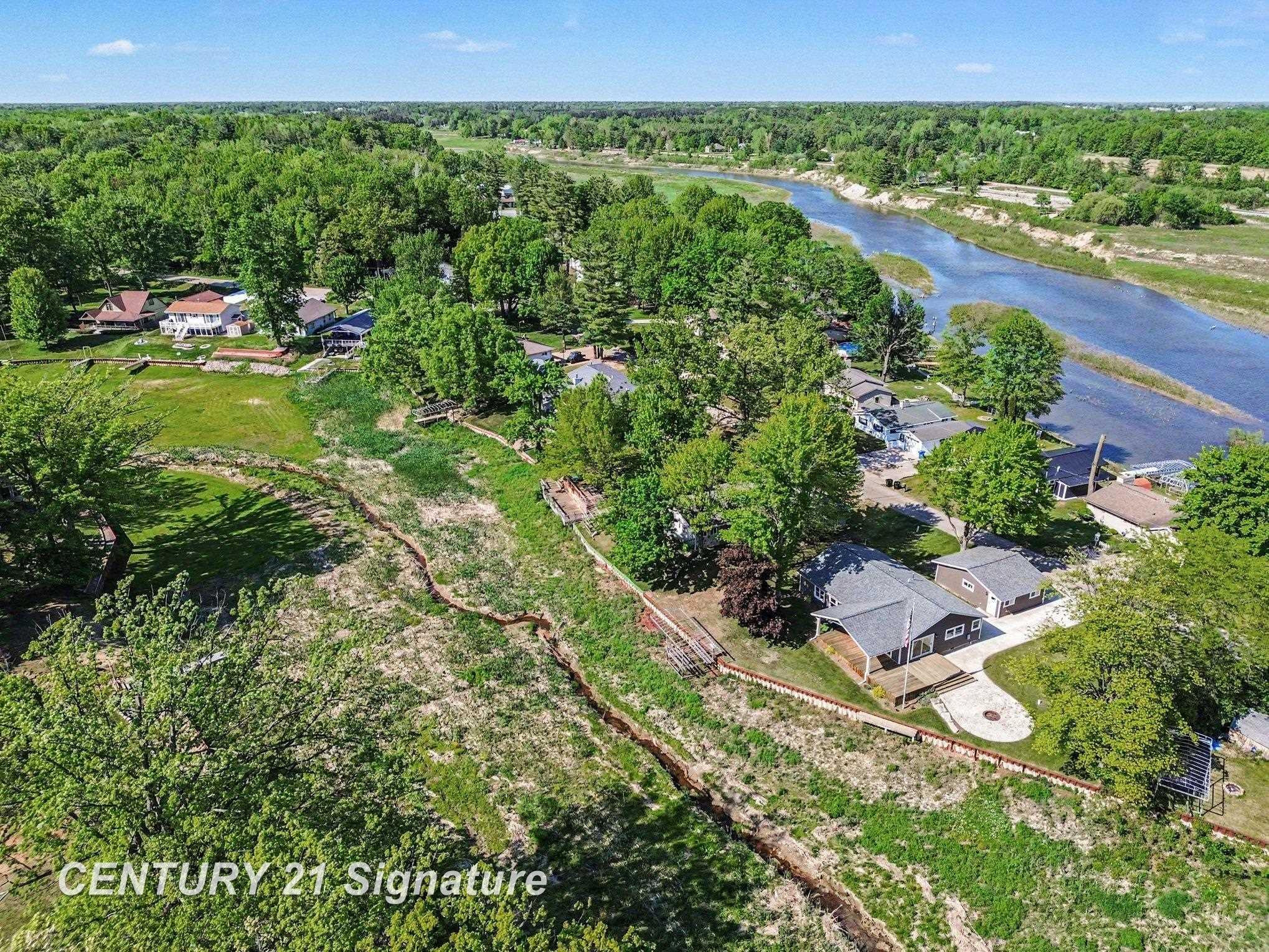5458 Oakridge Drive, Beaverton, MI 48612 — Photo 3