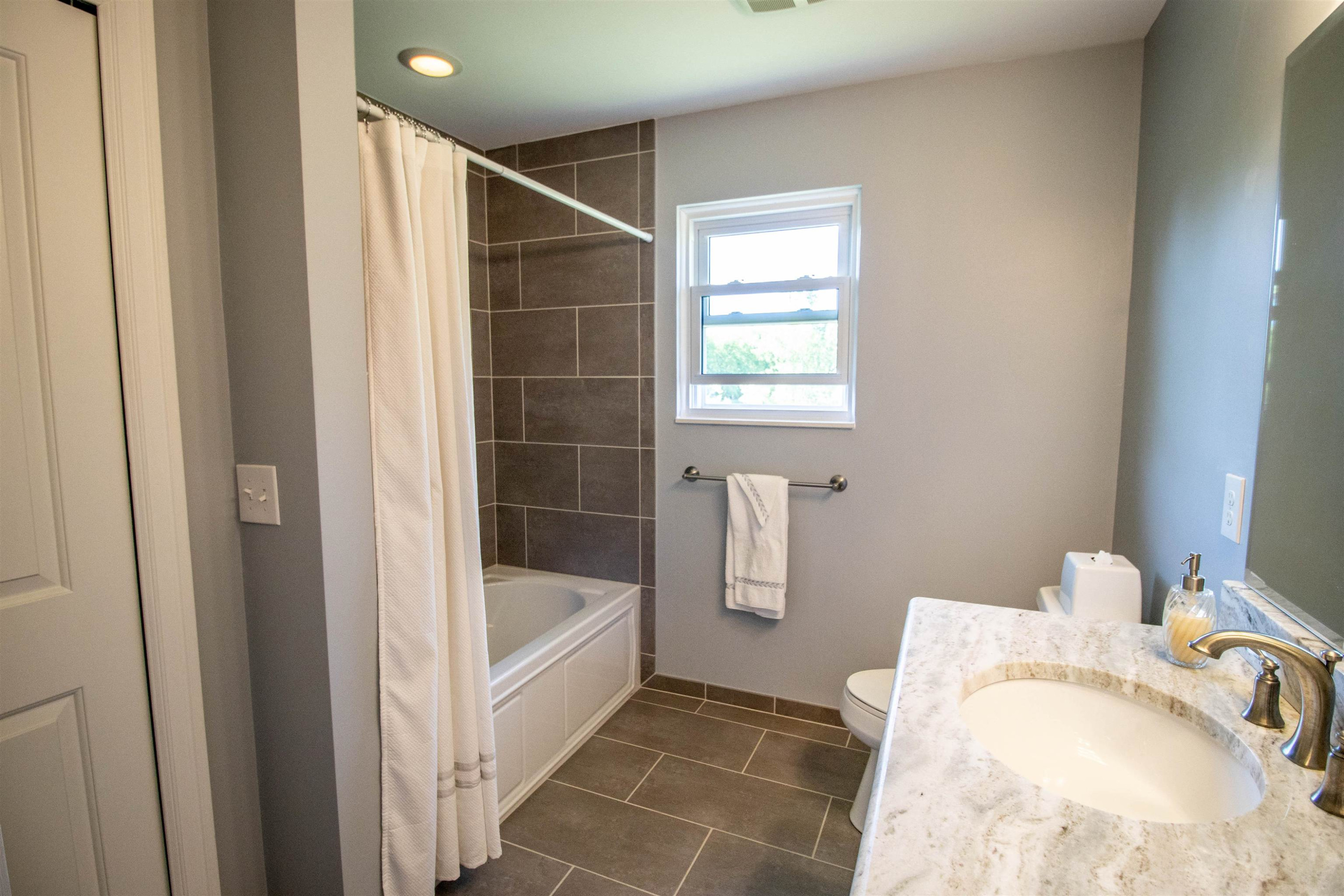 13043 Stony Brook Pass, Linden, MI 48451 — Photo 45