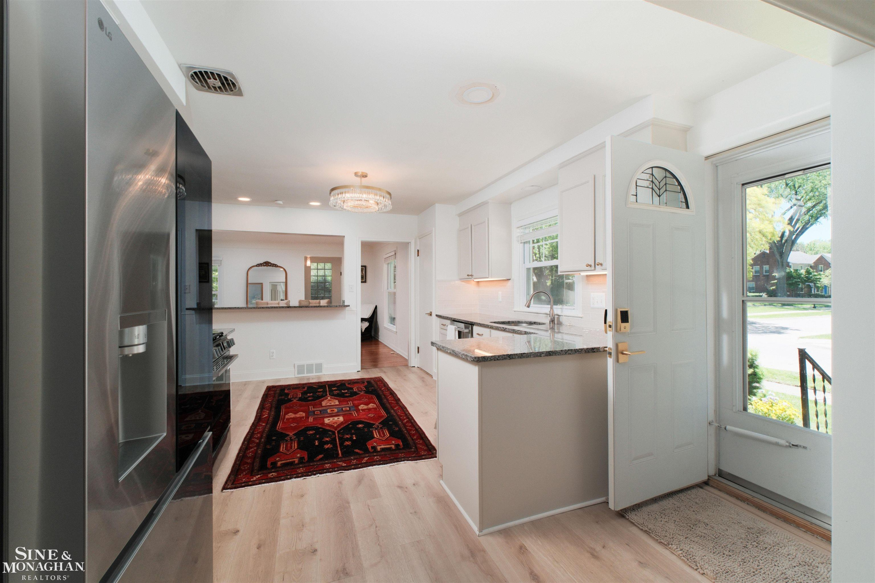 486 Bournemouth Road, Grosse Pointe Farms, MI 48236 — Photo 7