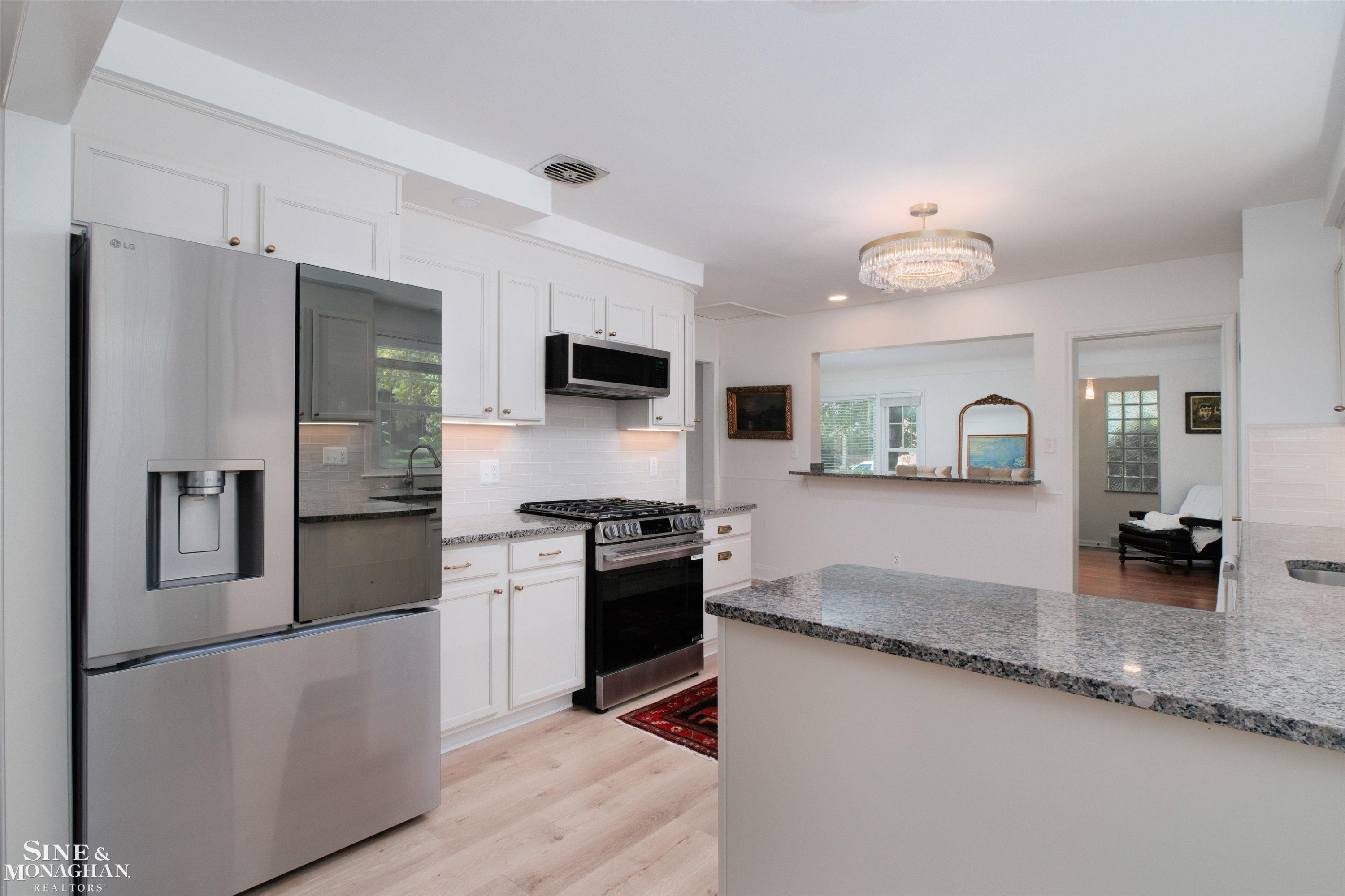 486 Bournemouth Road, Grosse Pointe Farms, MI 48236 — Photo 8