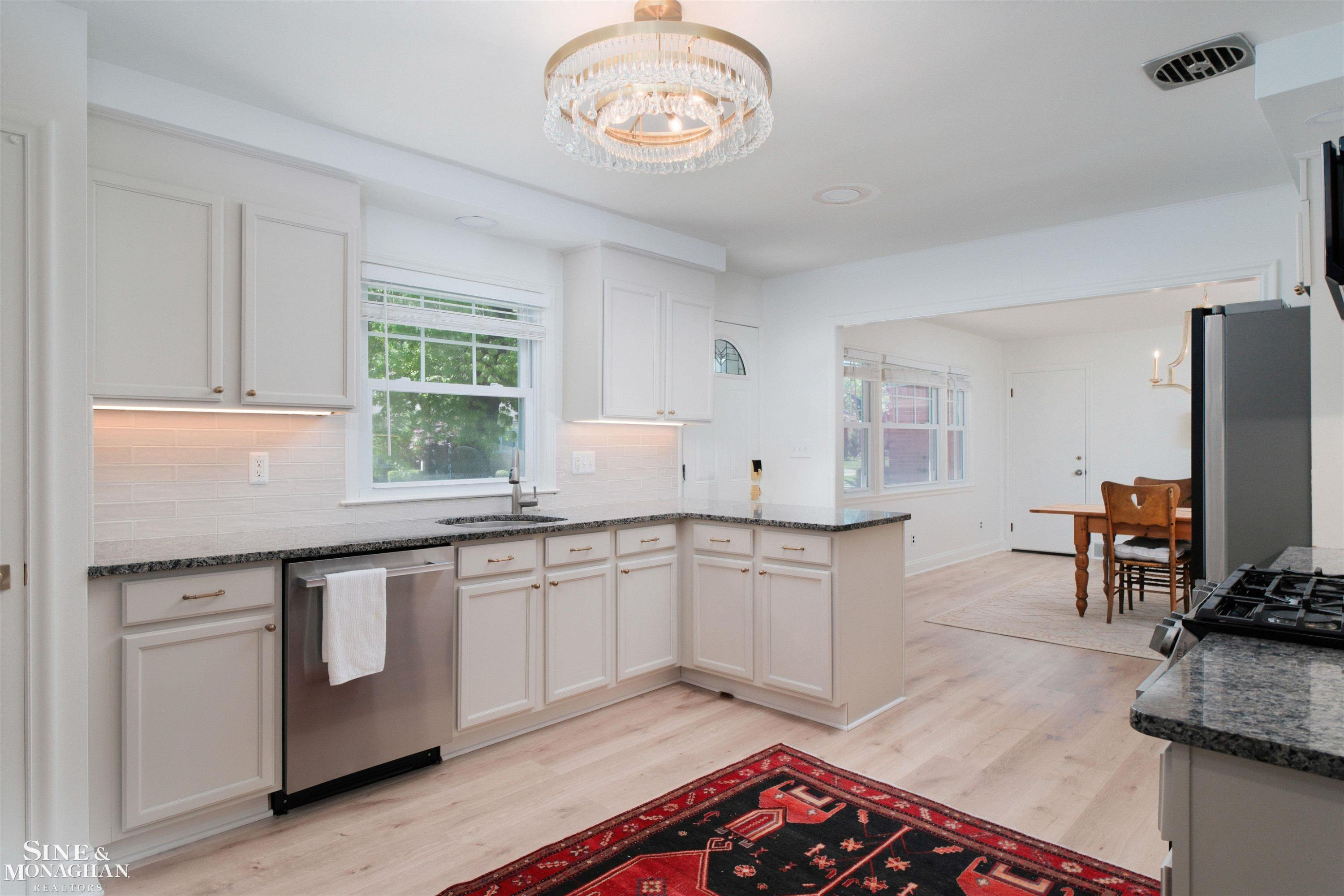 486 Bournemouth Road, Grosse Pointe Farms, MI 48236 — Photo 11