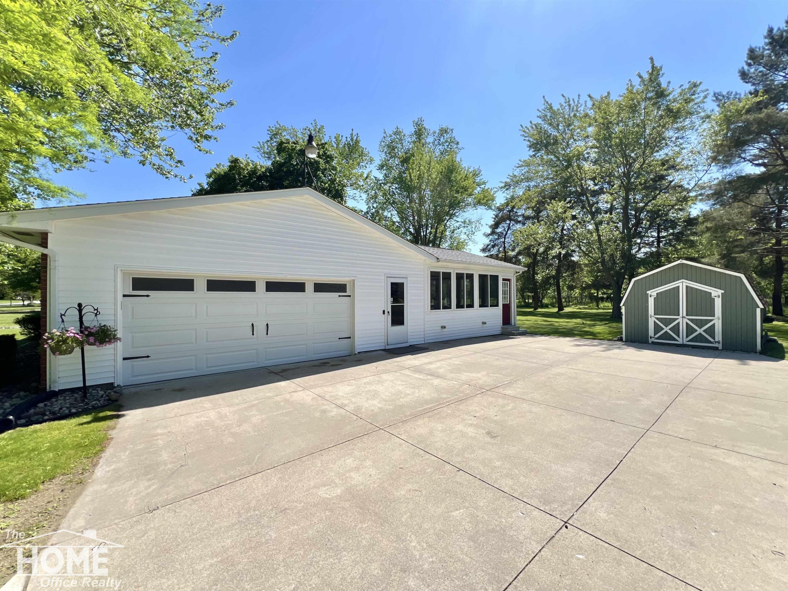 1029 Center Street, Owosso, MI 48867 — Photo 39