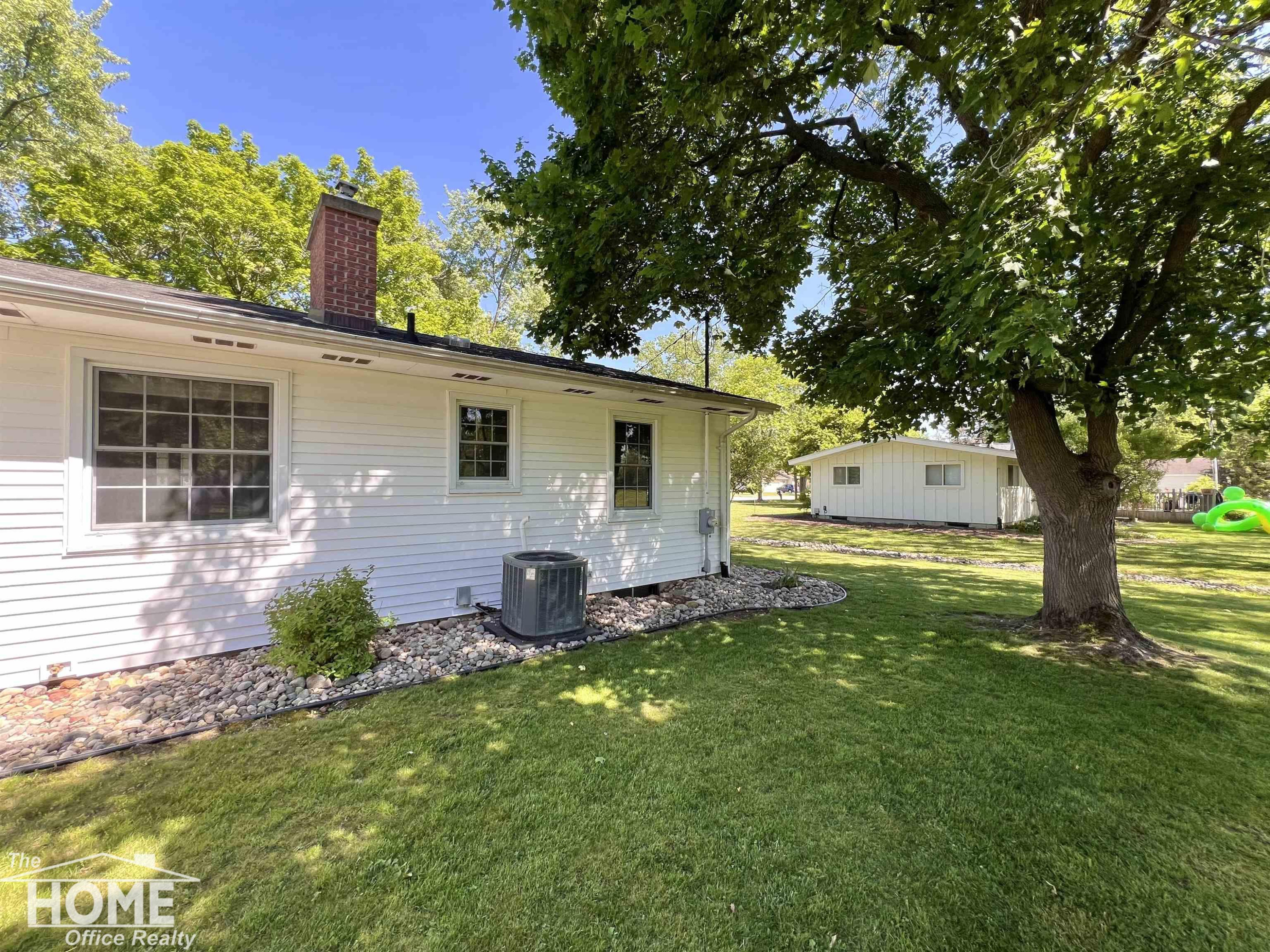 1029 Center Street, Owosso, MI 48867 — Photo 56