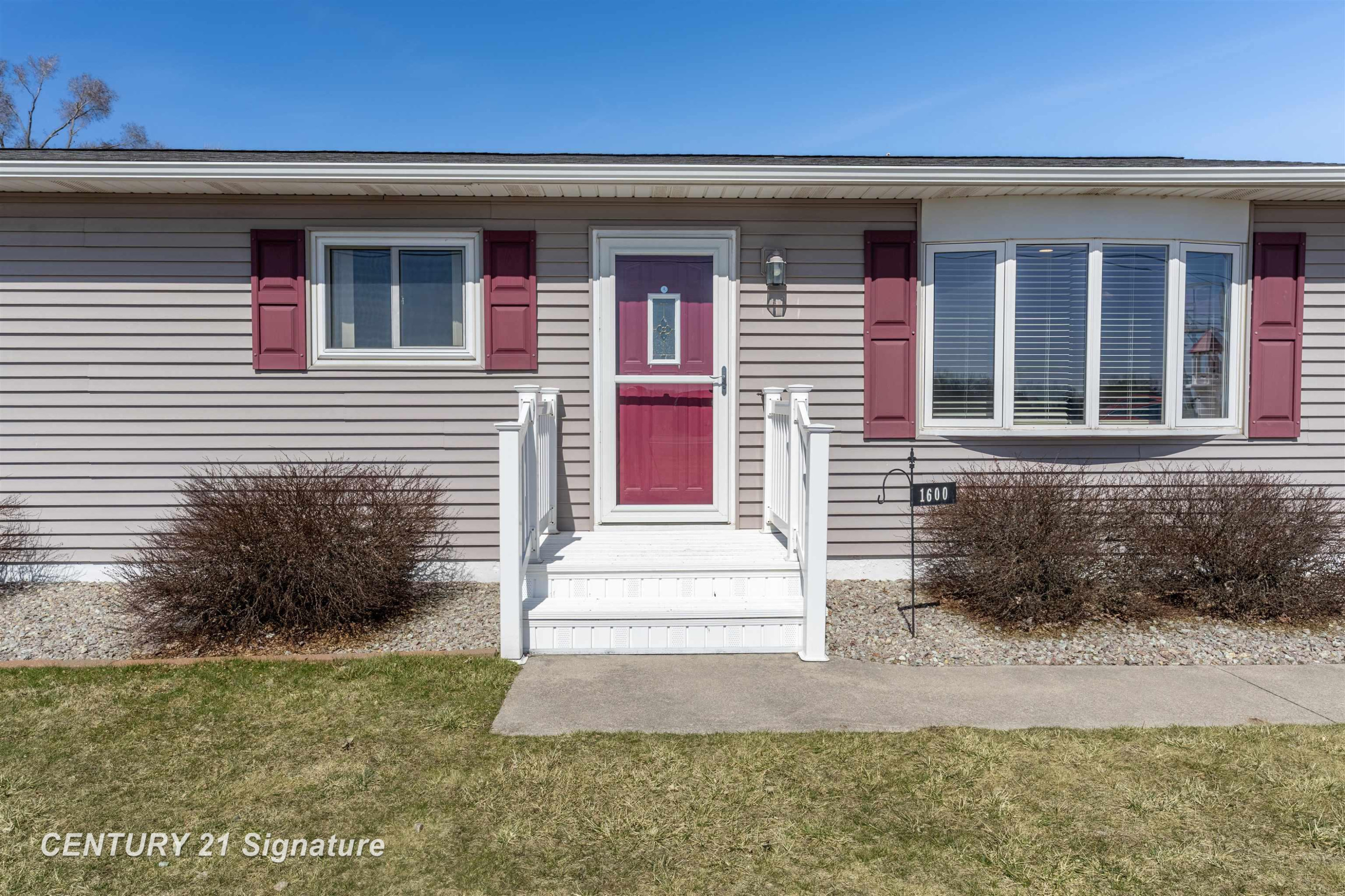 1600 Hotchkiss Road, Freeland, MI 48623 — Photo 2