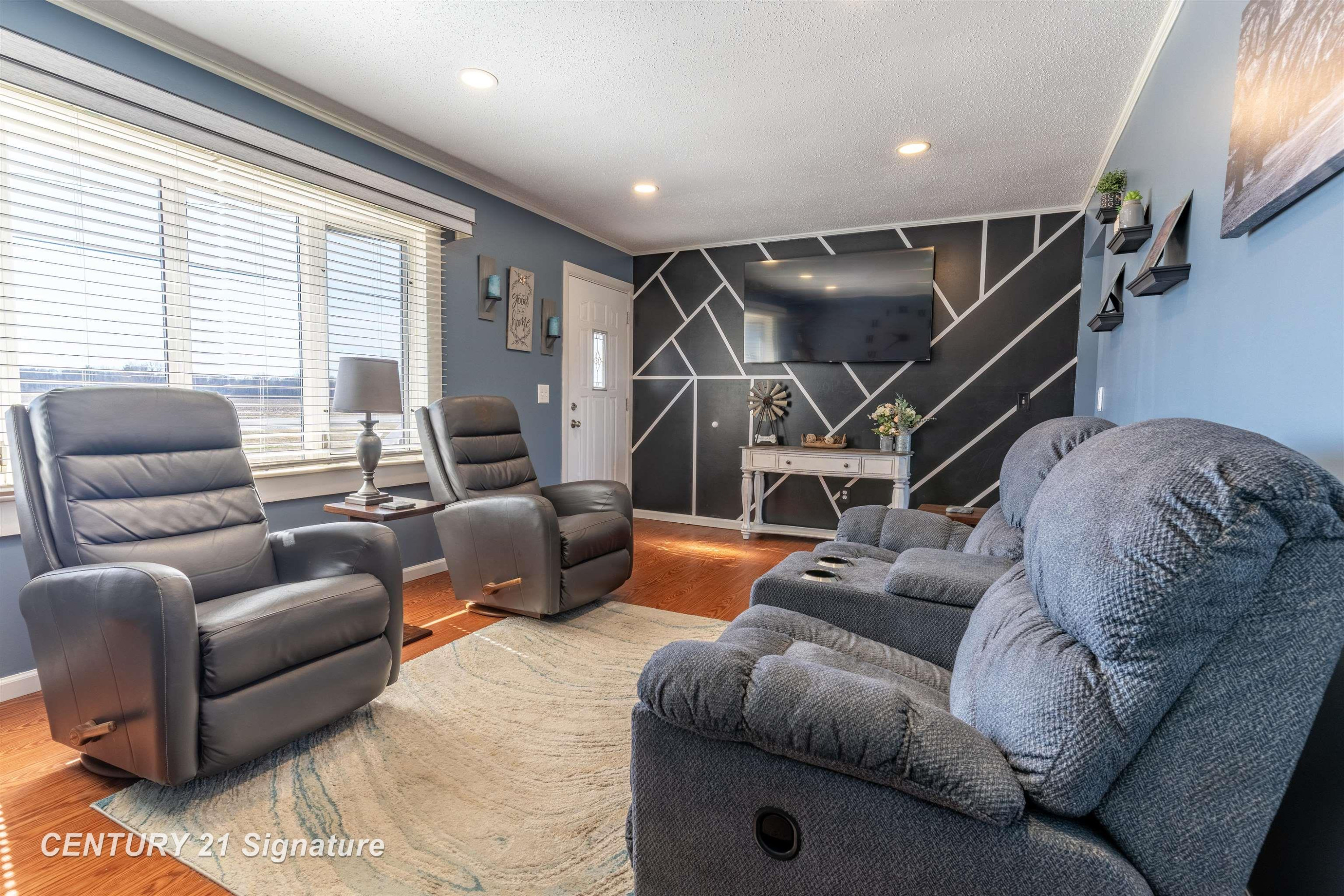 1600 Hotchkiss Road, Freeland, MI 48623 — Photo 4