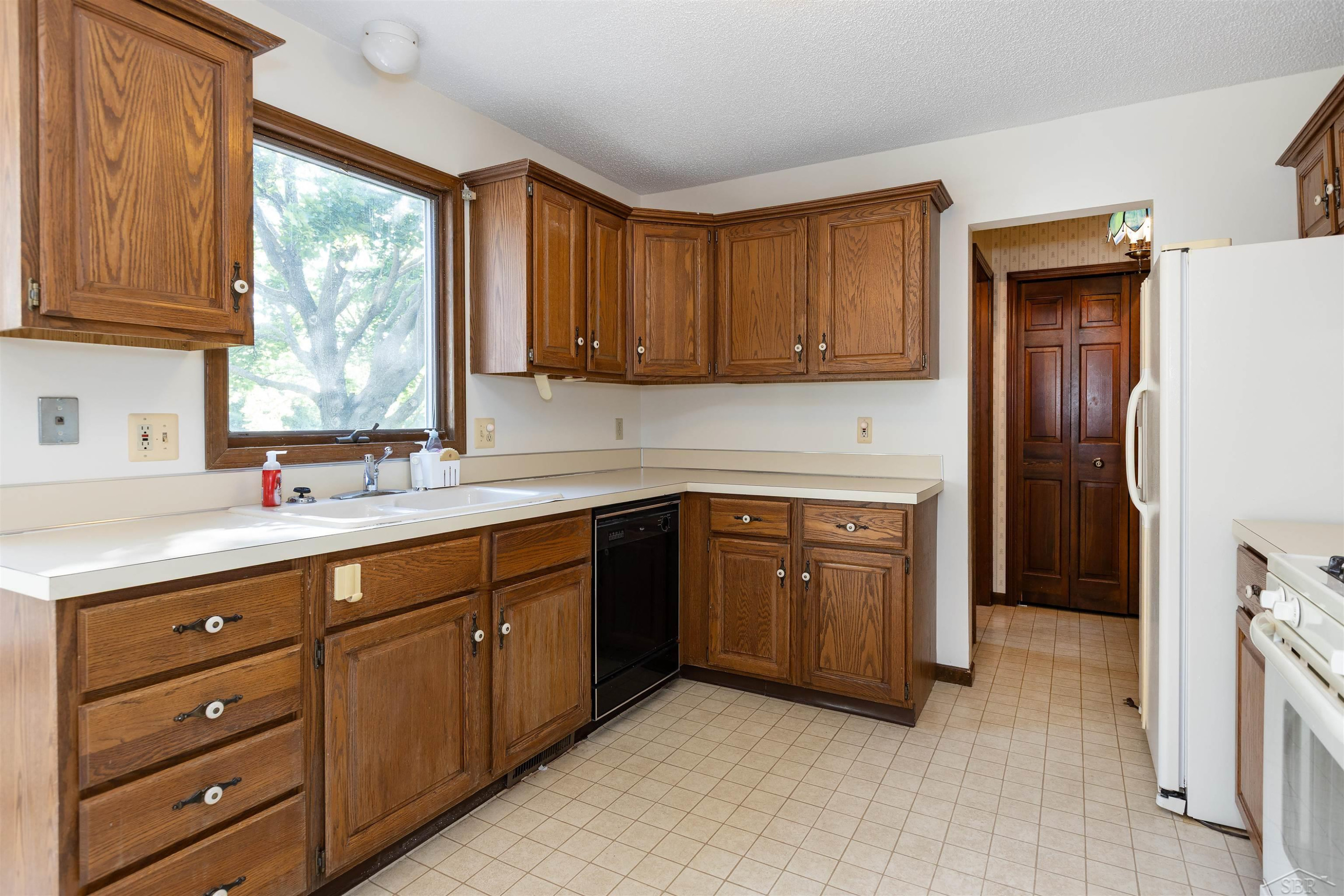 4850 Frontier, Saginaw, MI 48603 — Photo 5