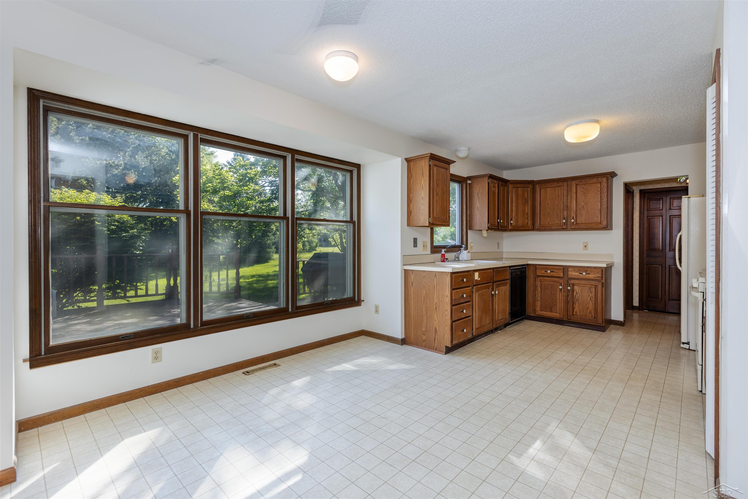 4850 Frontier, Saginaw, MI 48603 — Photo 9