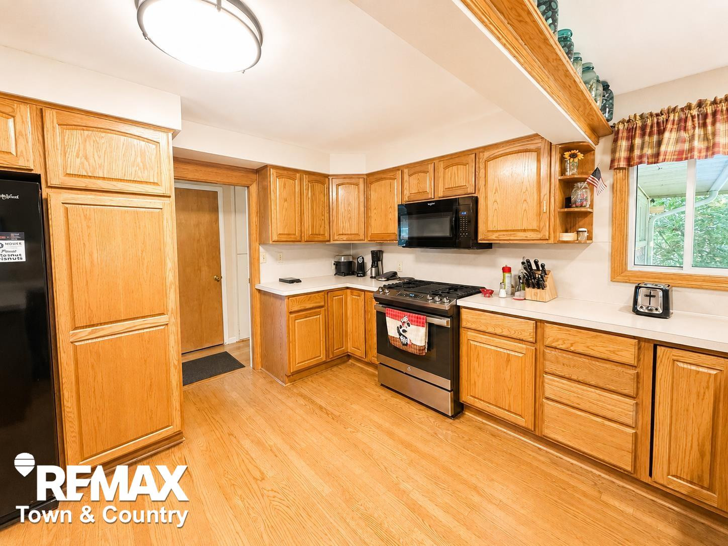 520 Sunnyside Drive, Flushing, MI 48433 — Photo 9