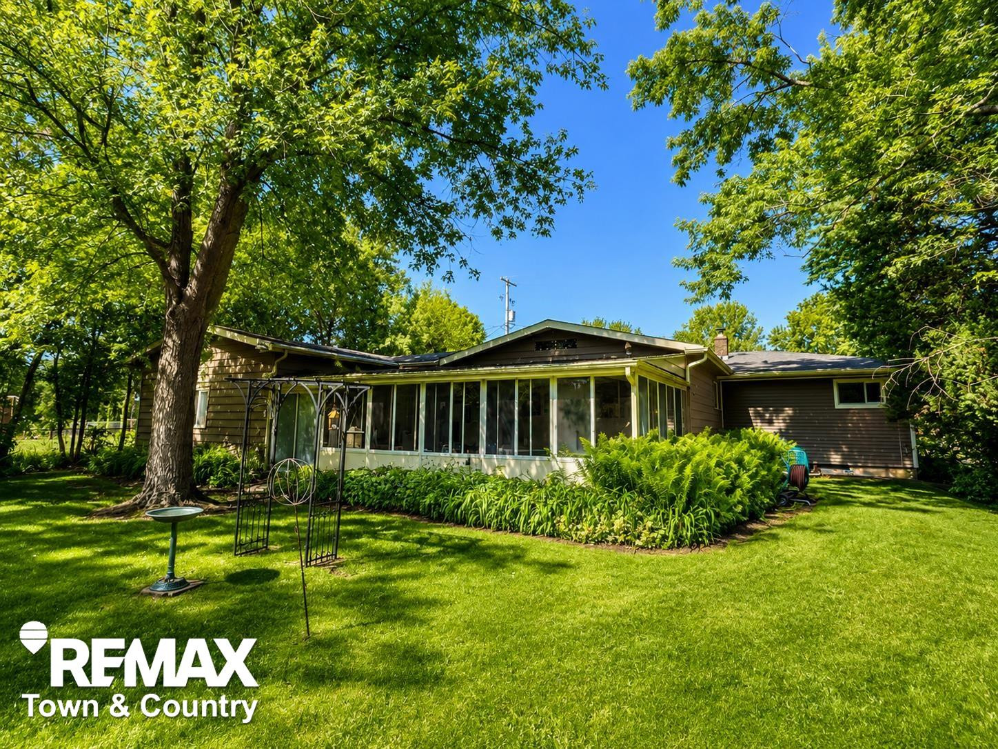 520 Sunnyside Drive, Flushing, MI 48433 — Photo 31