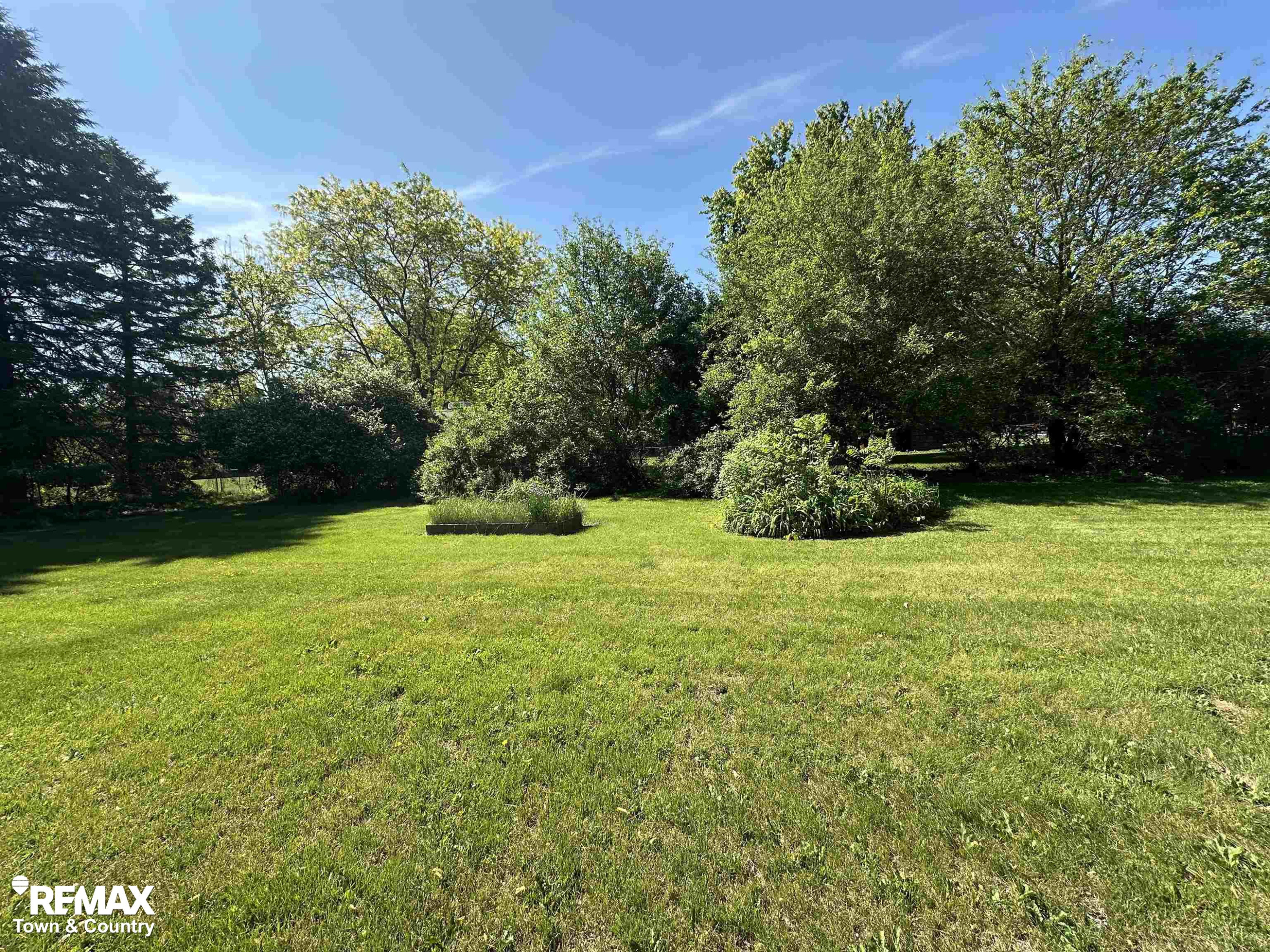 520 Sunnyside Drive, Flushing, MI 48433 — Photo 35