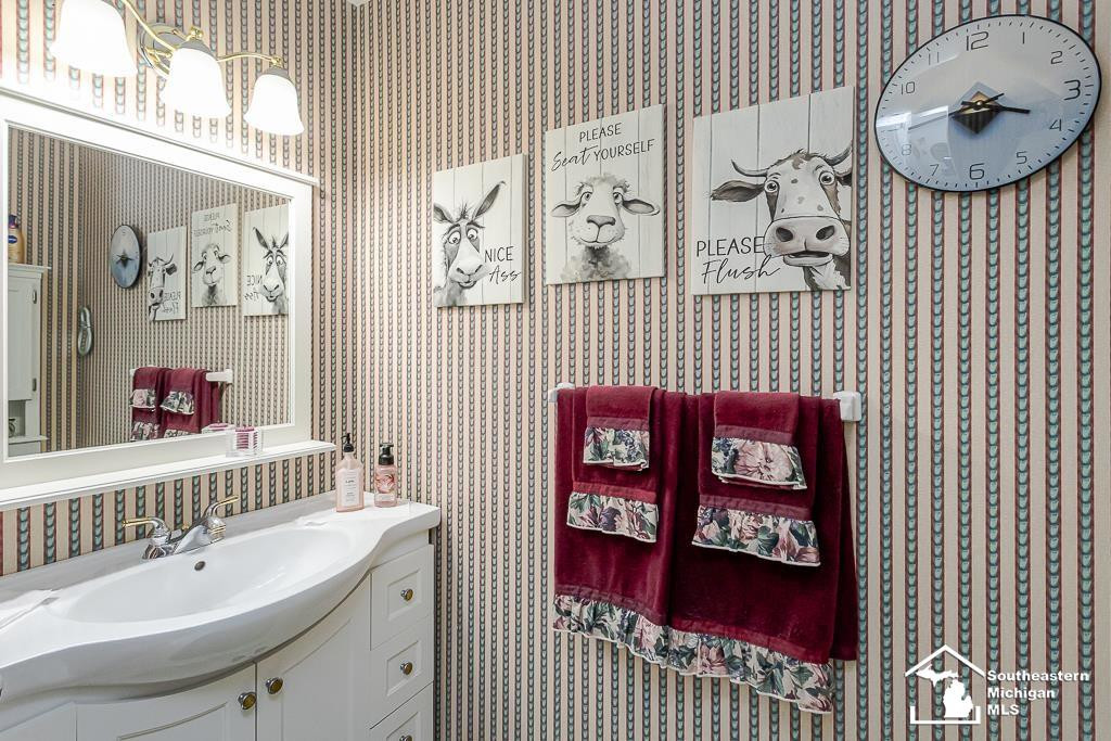 6820 stonegate Drive, Temperance, MI 48182 — Photo 33