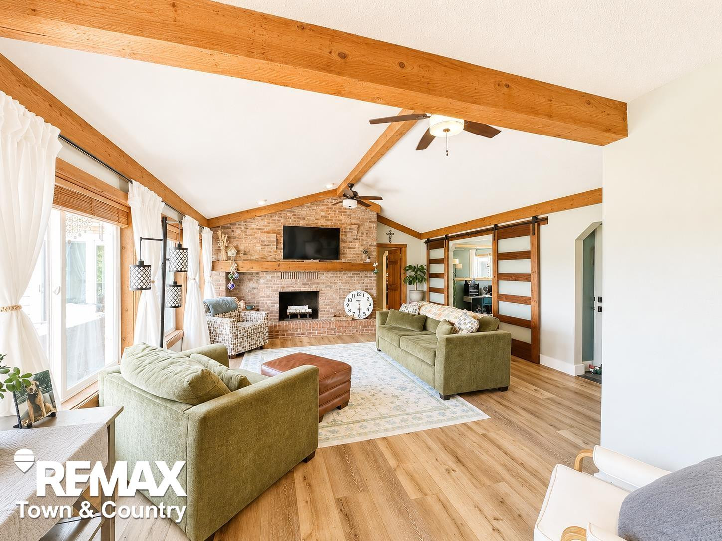 4564 Hamilton Way, Gladwin, MI 48624 — Photo 9