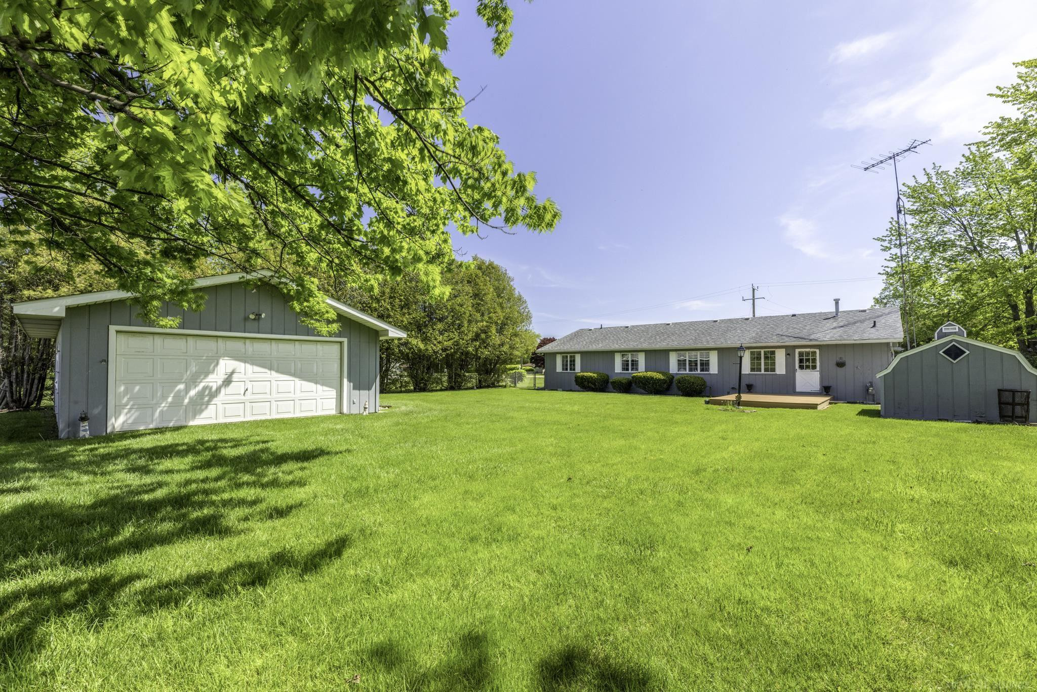 7685 Countryside Road, Lexington, MI 48450 — Photo 2