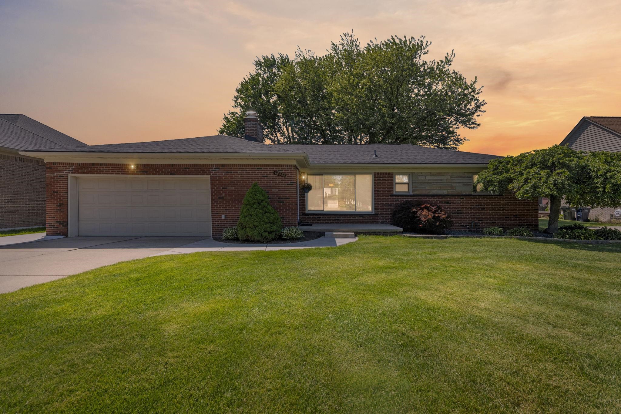 42355 Tessmer Drive, Sterling Heights, MI 48314 — Photo 2