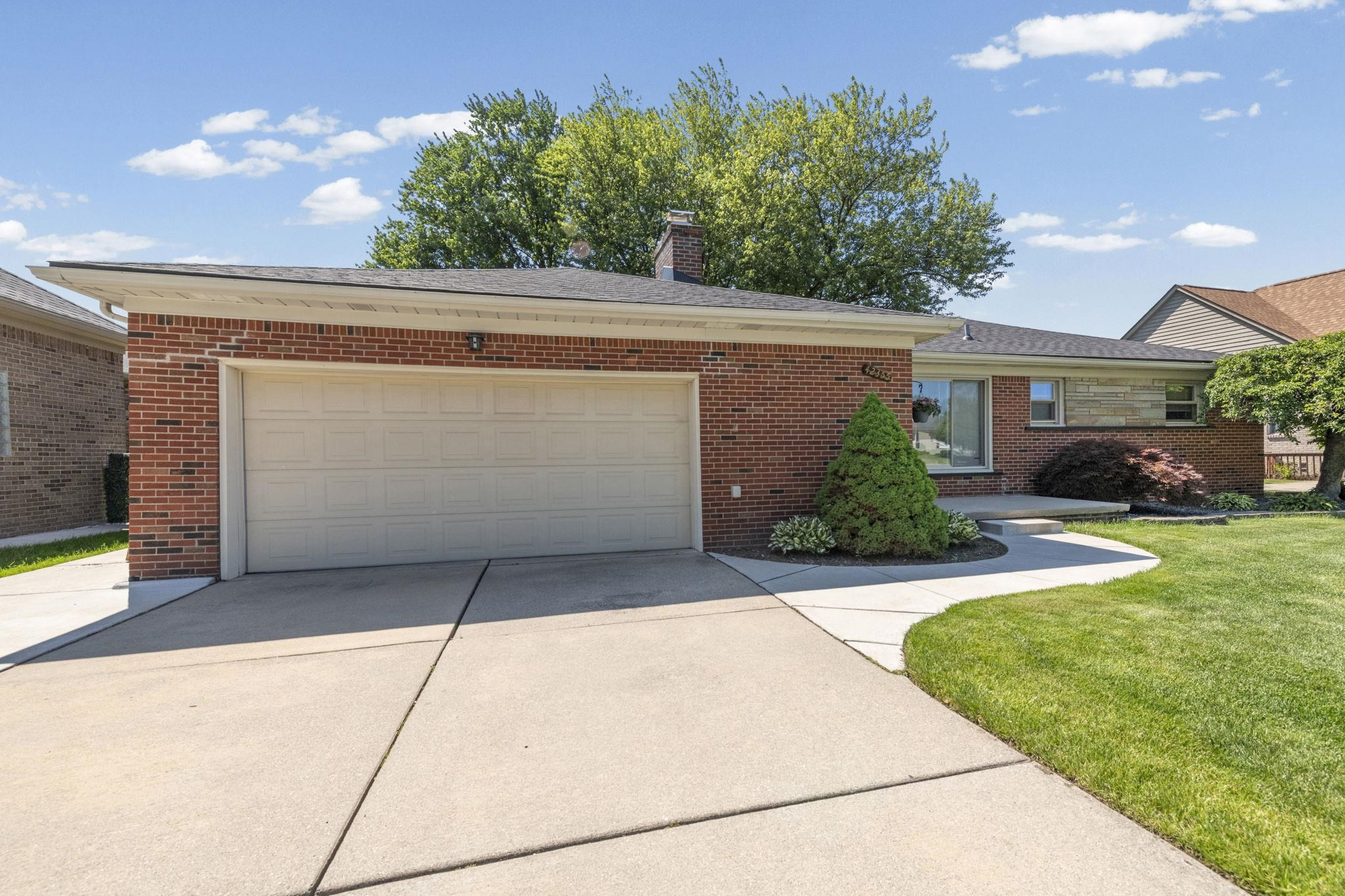 42355 Tessmer Drive, Sterling Heights, MI 48314 — Photo 20