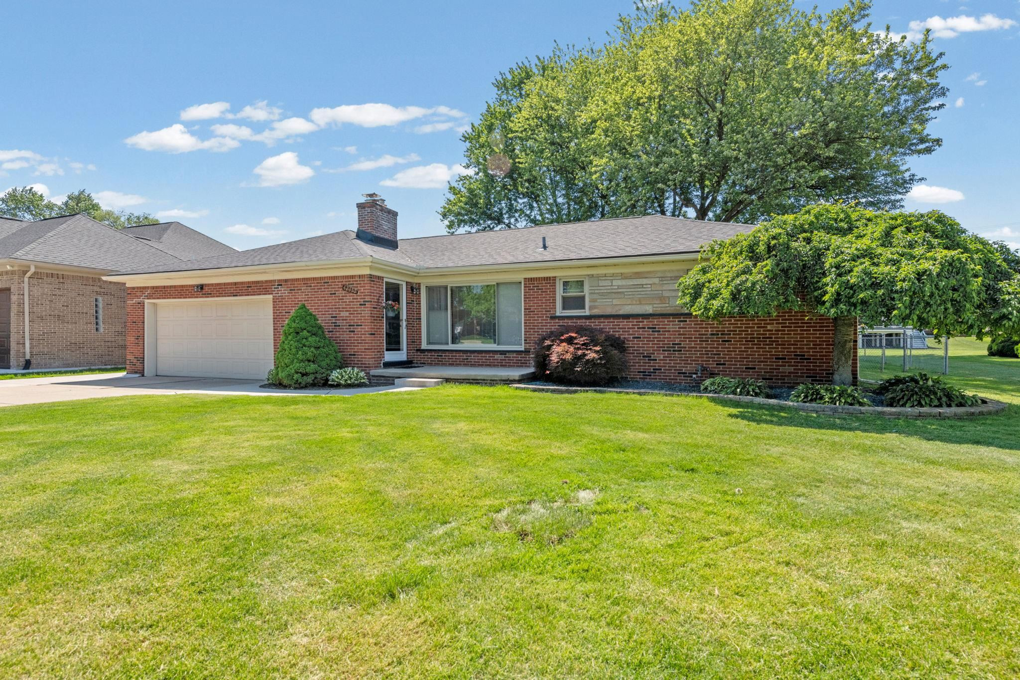 42355 Tessmer Drive, Sterling Heights, MI 48314 — Photo 21