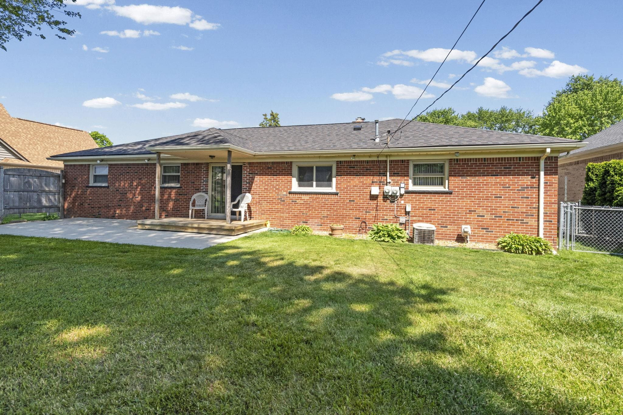 42355 Tessmer Drive, Sterling Heights, MI 48314 — Photo 24