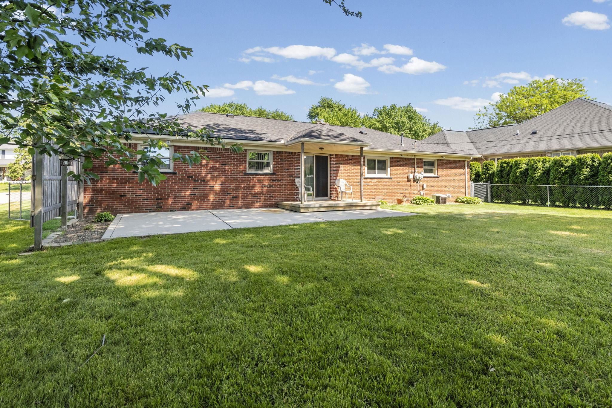 42355 Tessmer Drive, Sterling Heights, MI 48314 — Photo 26