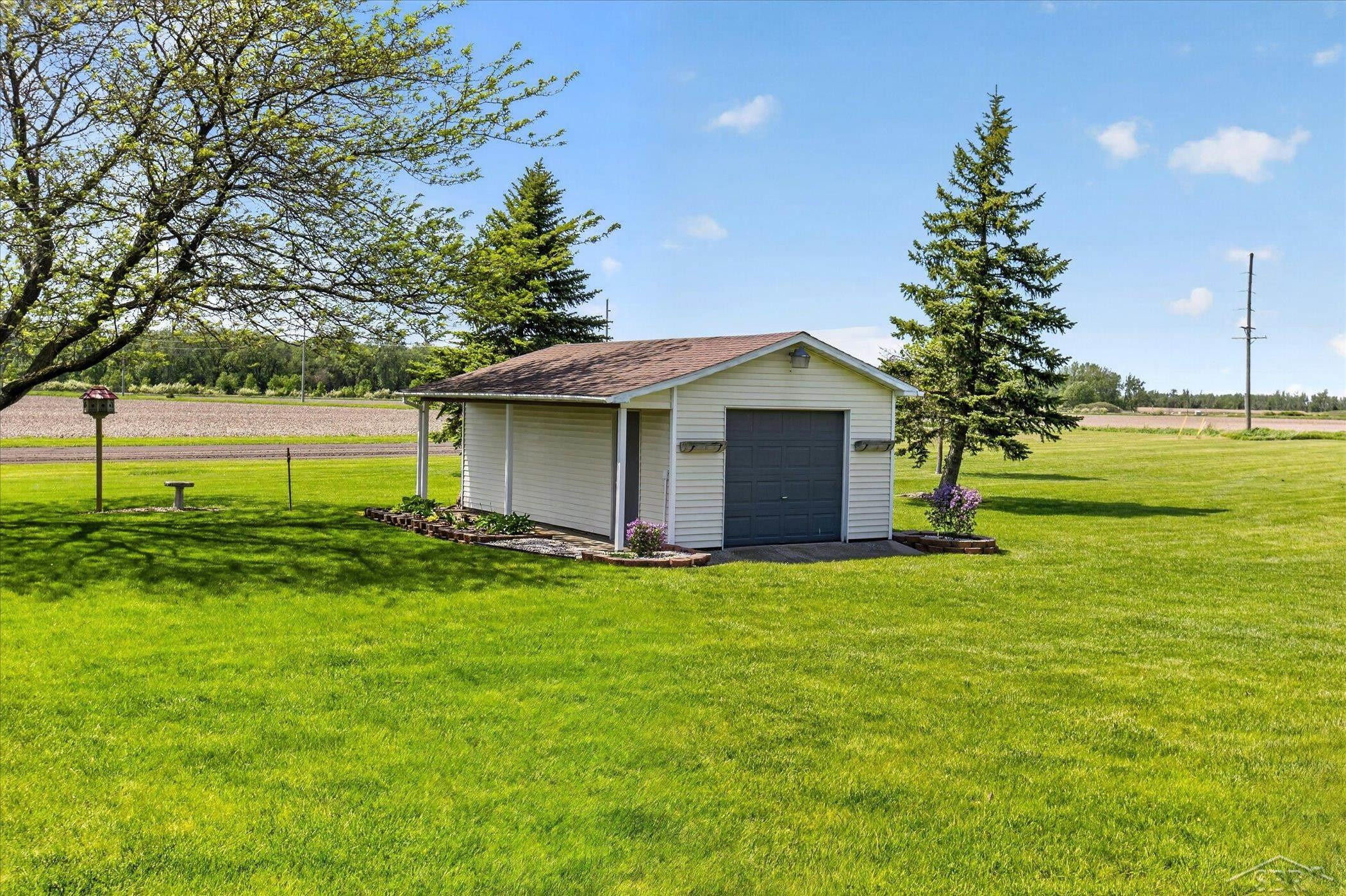 9105 Liken Road, Sebewaing, MI 48759 — Photo 55