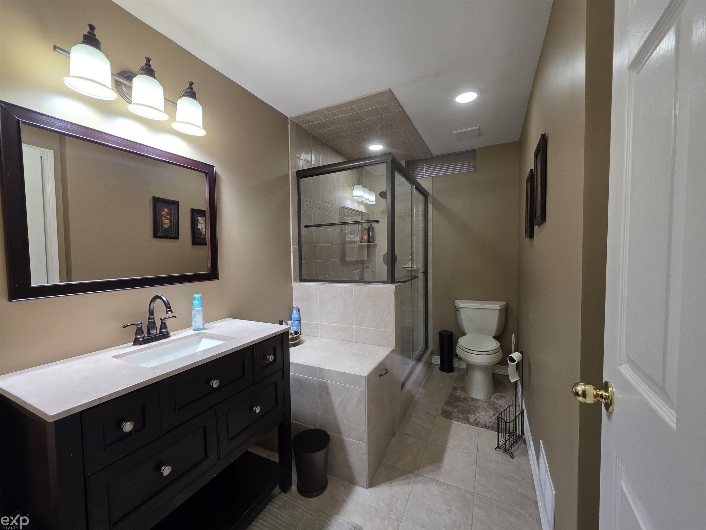 53203 Foss Road, Macomb, MI 48042 — Photo 53
