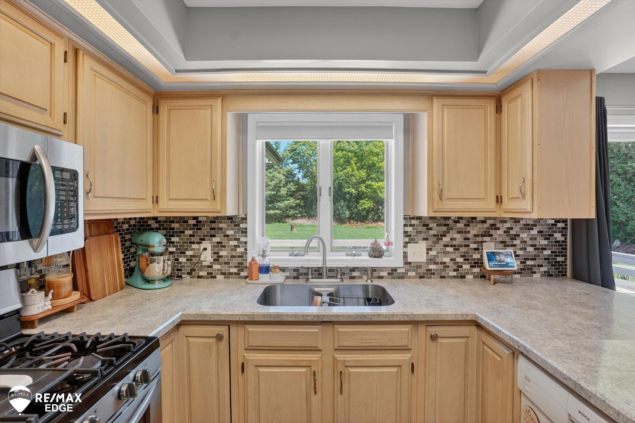 2331 Valley Vista Drive, Davison, MI 48423 — Photo 11