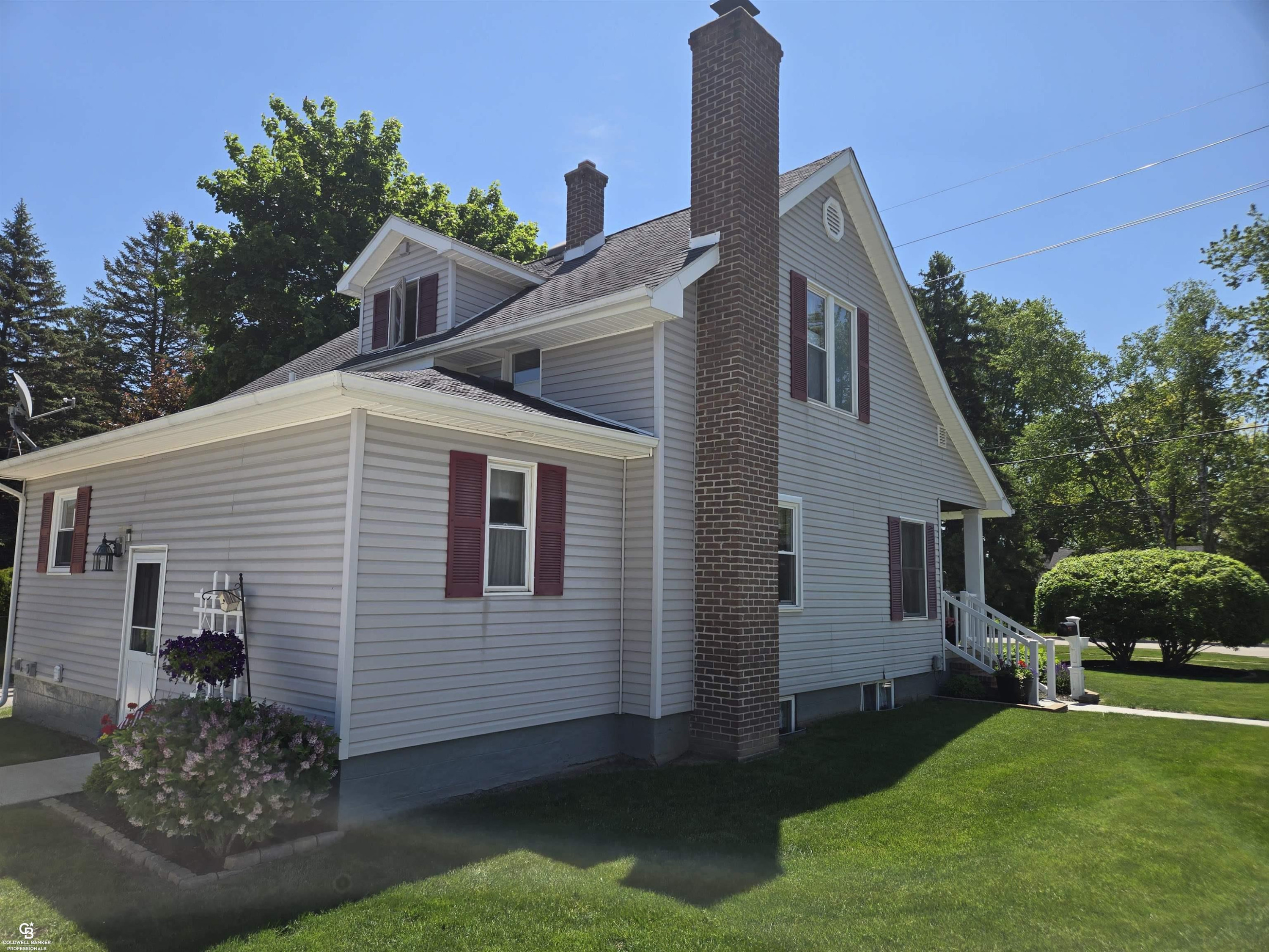 402 Park Avenue, Yale, MI 48097 — Photo 4