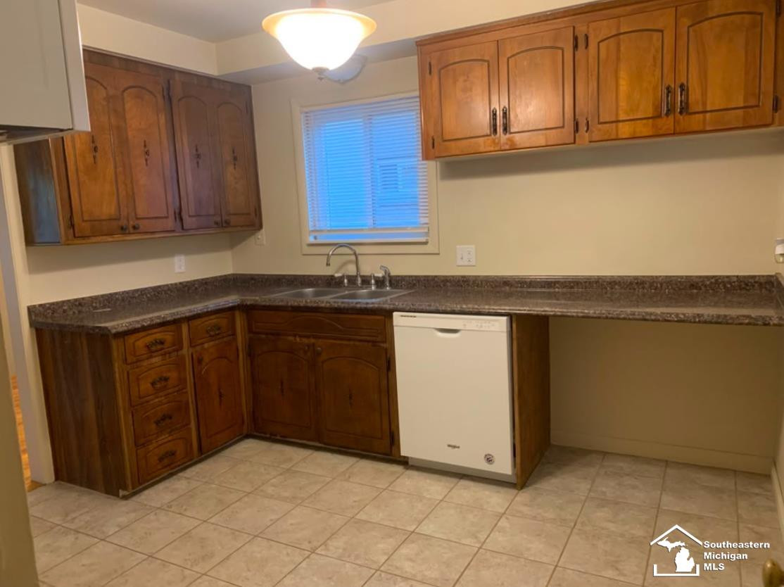 7914 Campbell Street, Taylor, MI 48180 — Photo 9