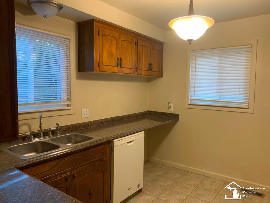 7914 Campbell Street, Taylor, MI 48180 — Photo 10