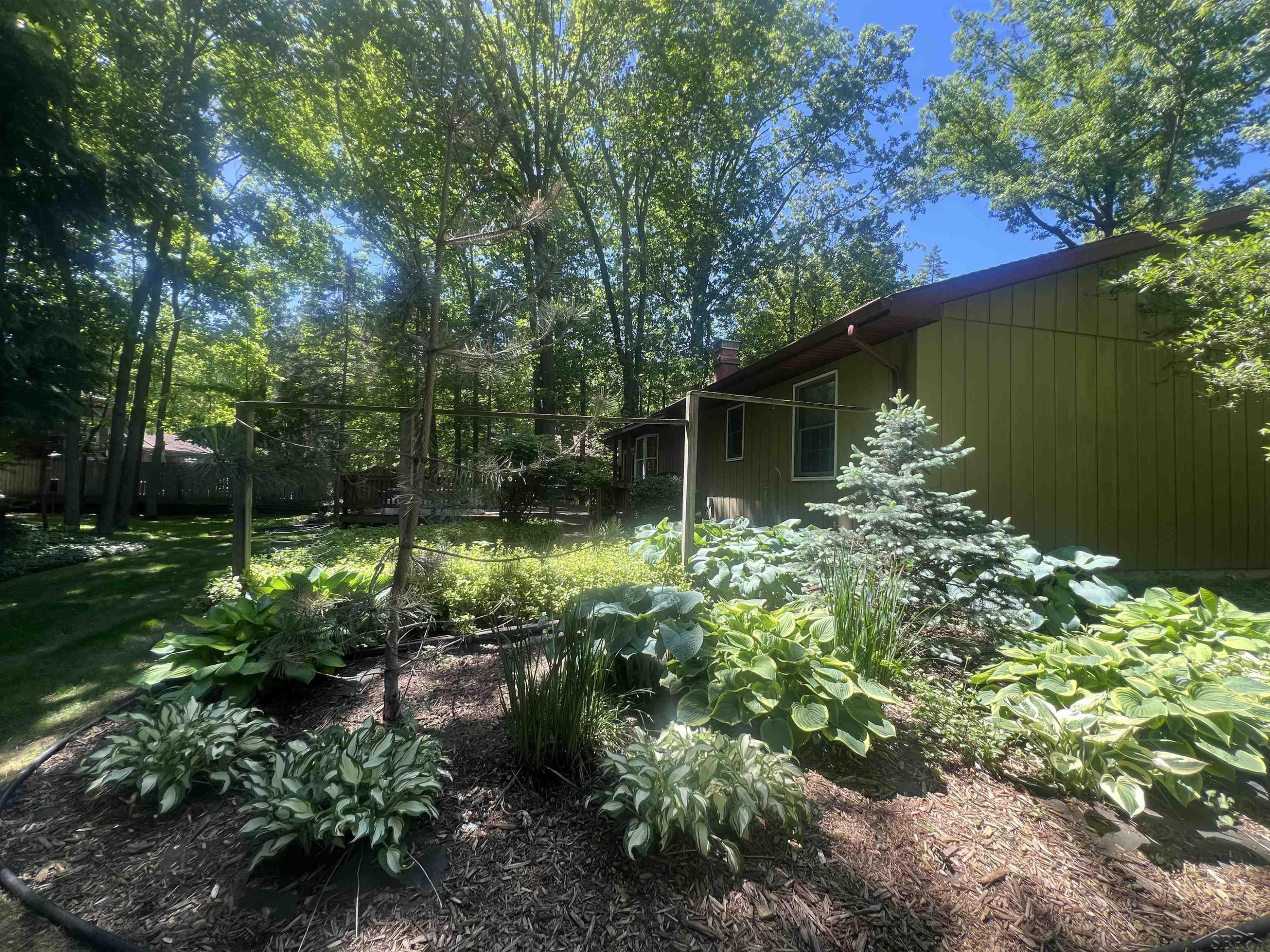 4197 Scarlet Oak Drive, Saginaw, MI 48603 — Photo 35