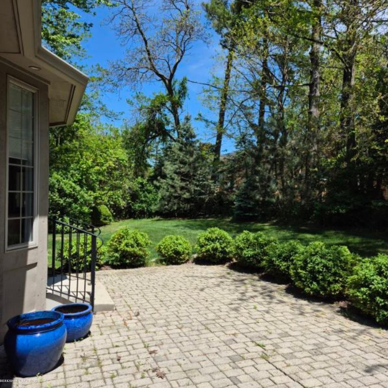 50804 Redwood Lane, New Baltimore, MI 48047 — Photo 13