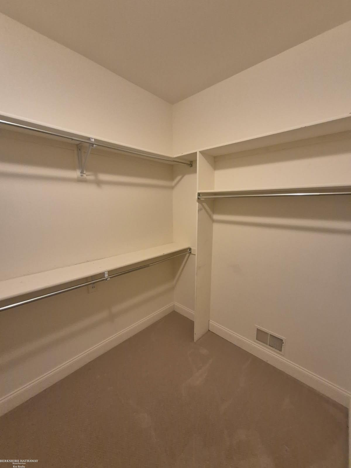 50804 Redwood Lane, New Baltimore, MI 48047 — Photo 17