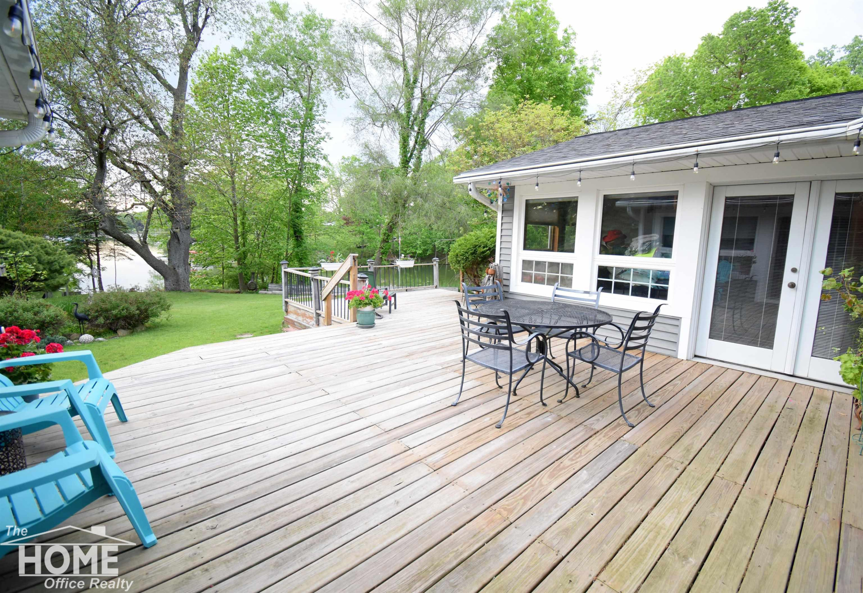 1910 Lake Court, Owosso, MI 48867 — Photo 5