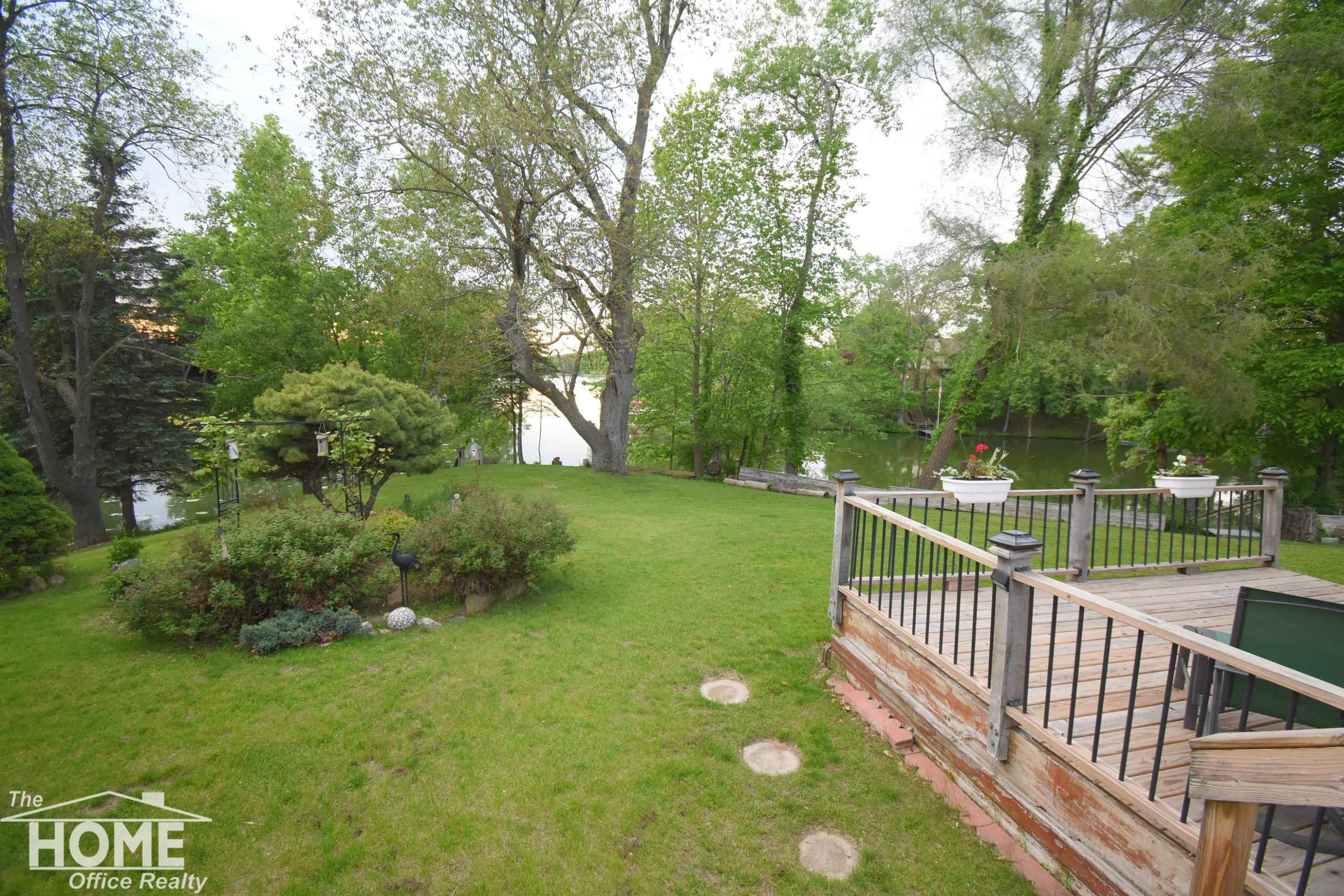 1910 Lake Court, Owosso, MI 48867 — Photo 8