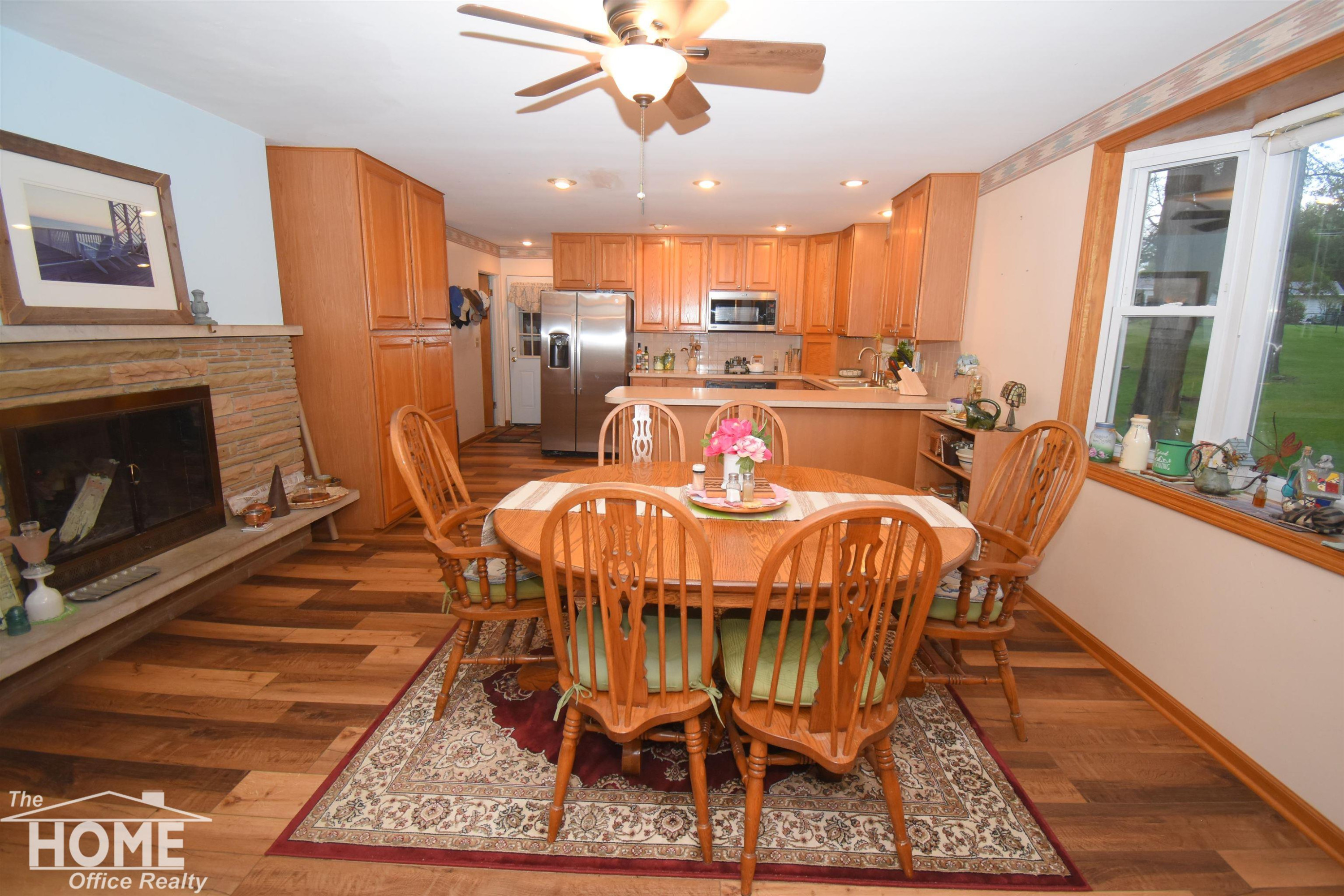 1910 Lake Court, Owosso, MI 48867 — Photo 10