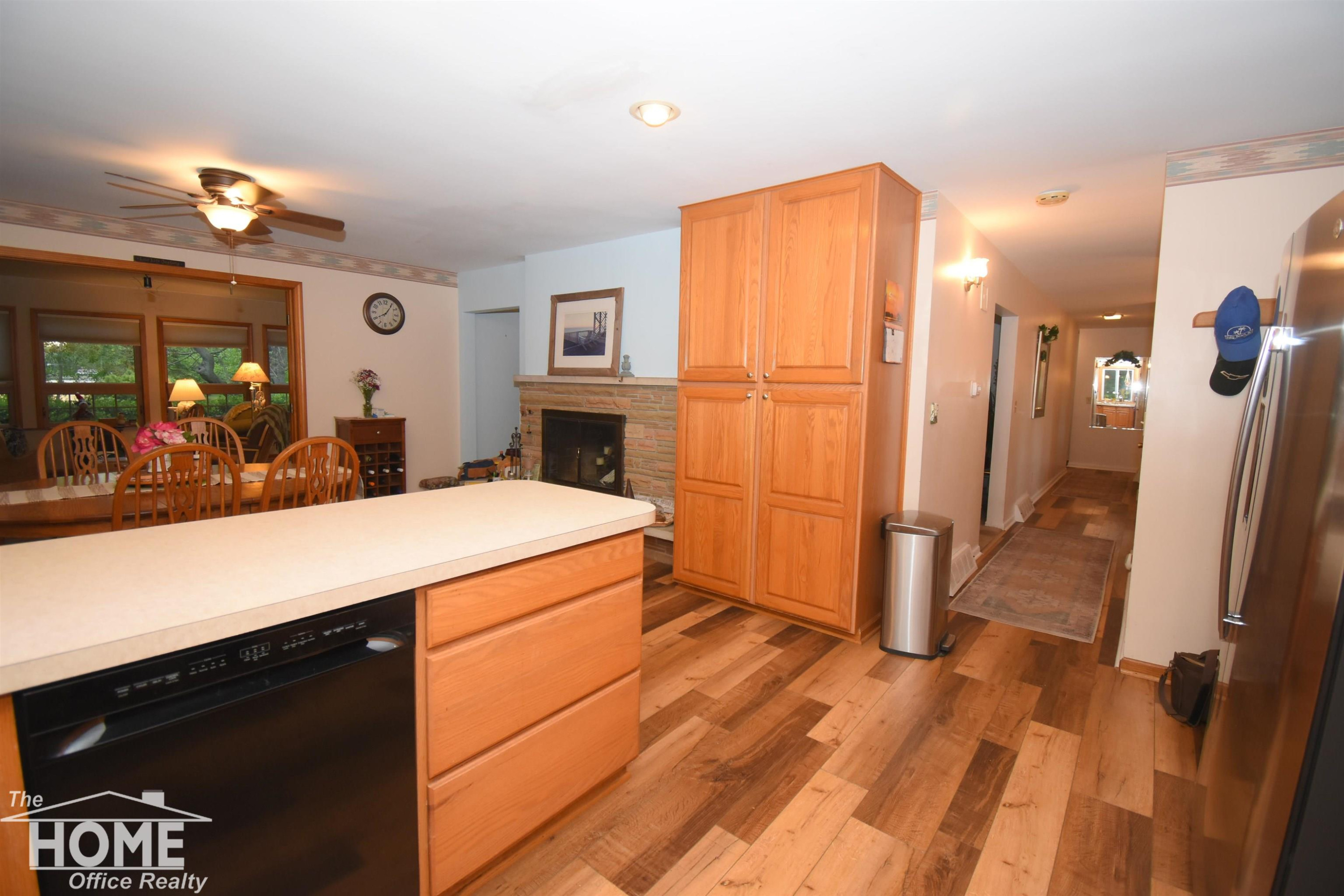 1910 Lake Court, Owosso, MI 48867 — Photo 13