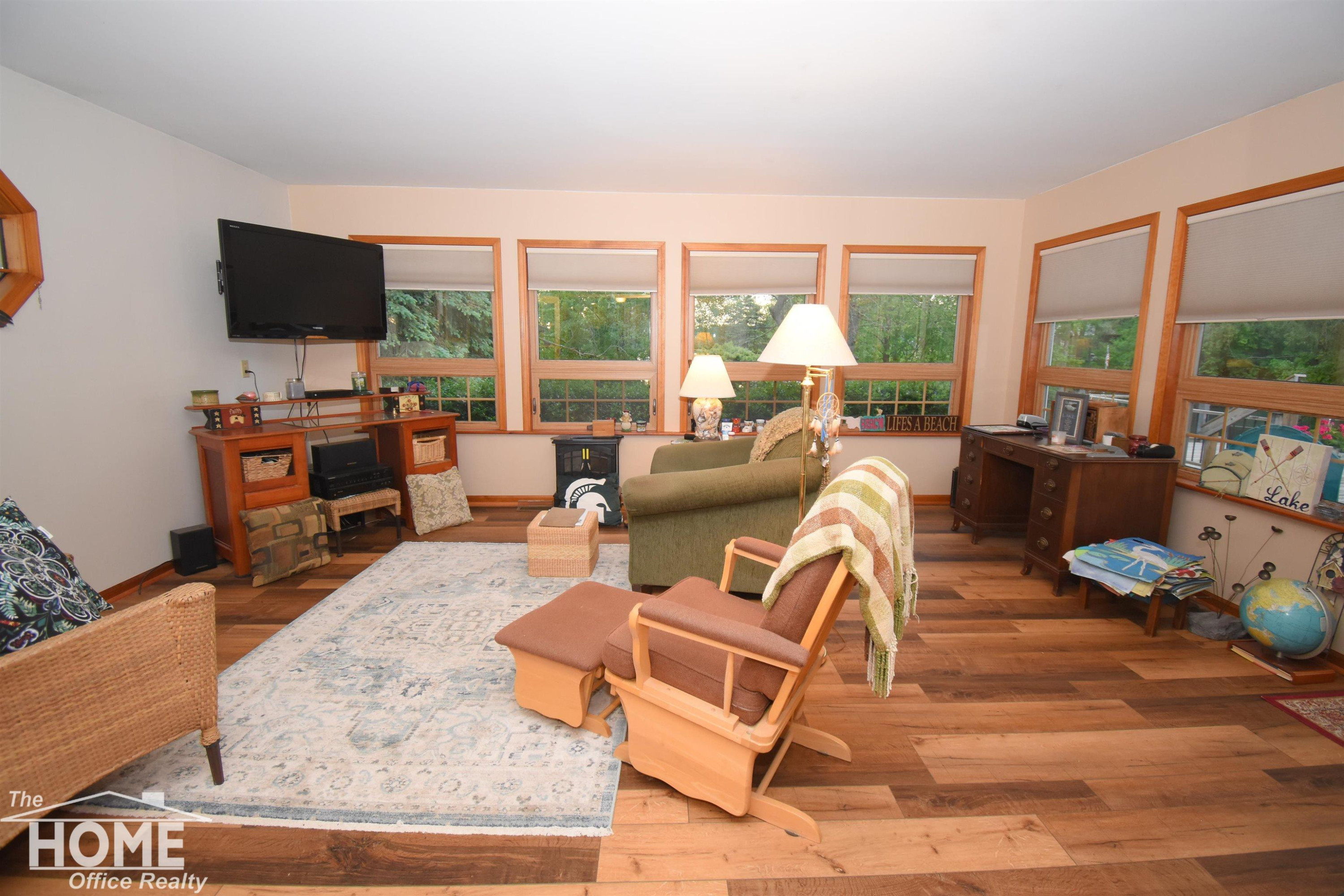 1910 Lake Court, Owosso, MI 48867 — Photo 15