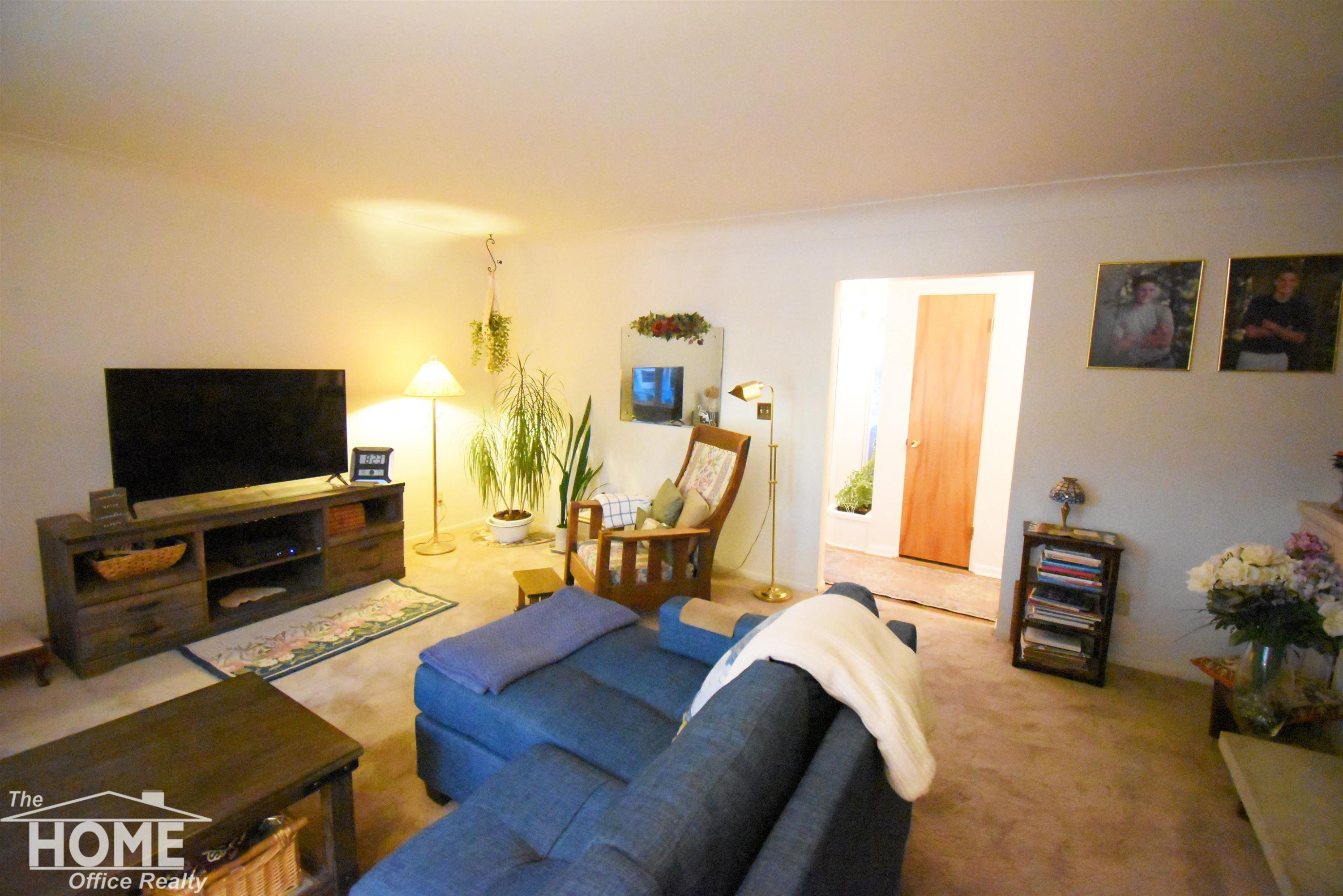 1910 Lake Court, Owosso, MI 48867 — Photo 21