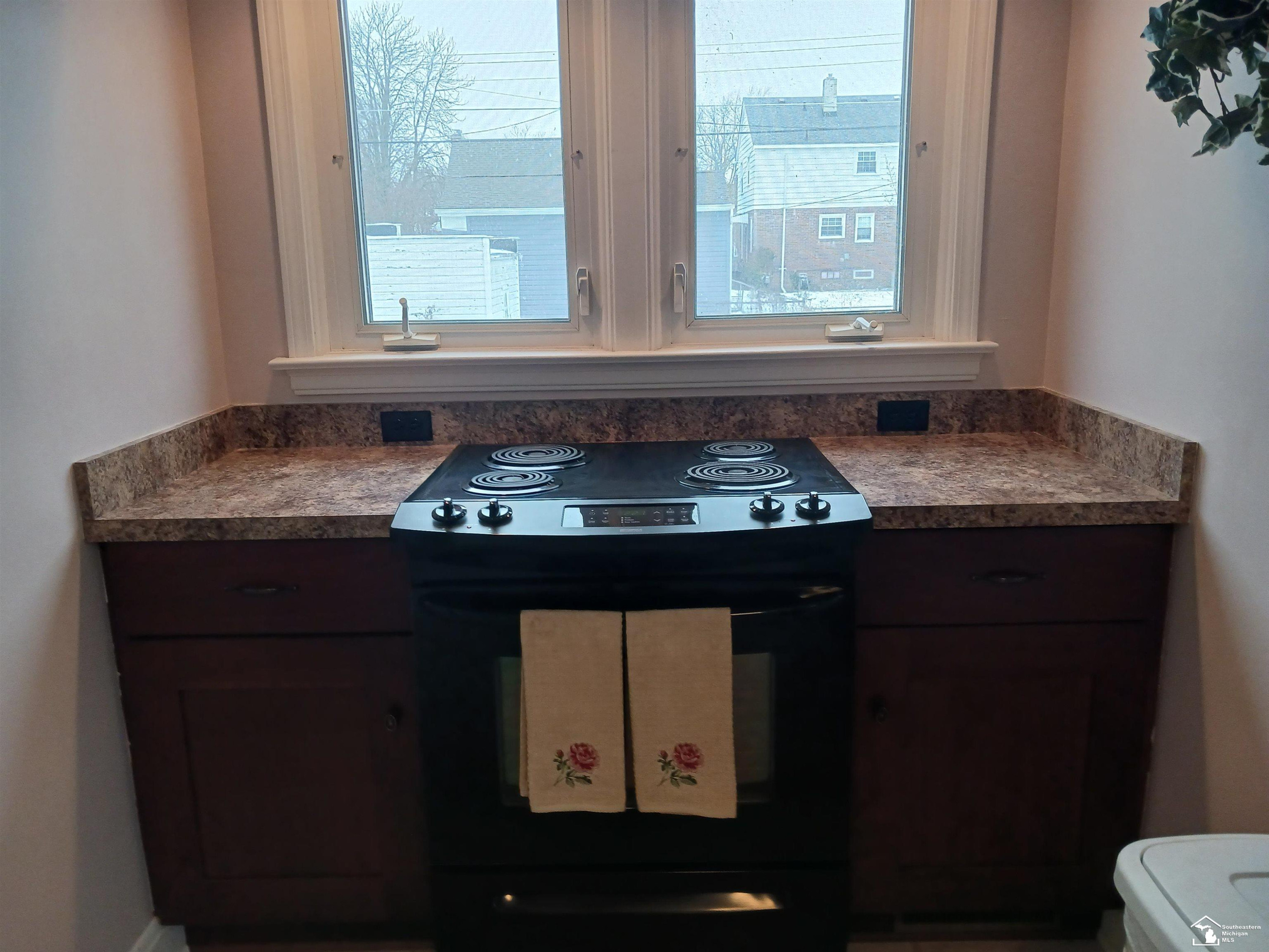 603 Scottwood Avenue, Monroe, MI 48162 — Photo 10