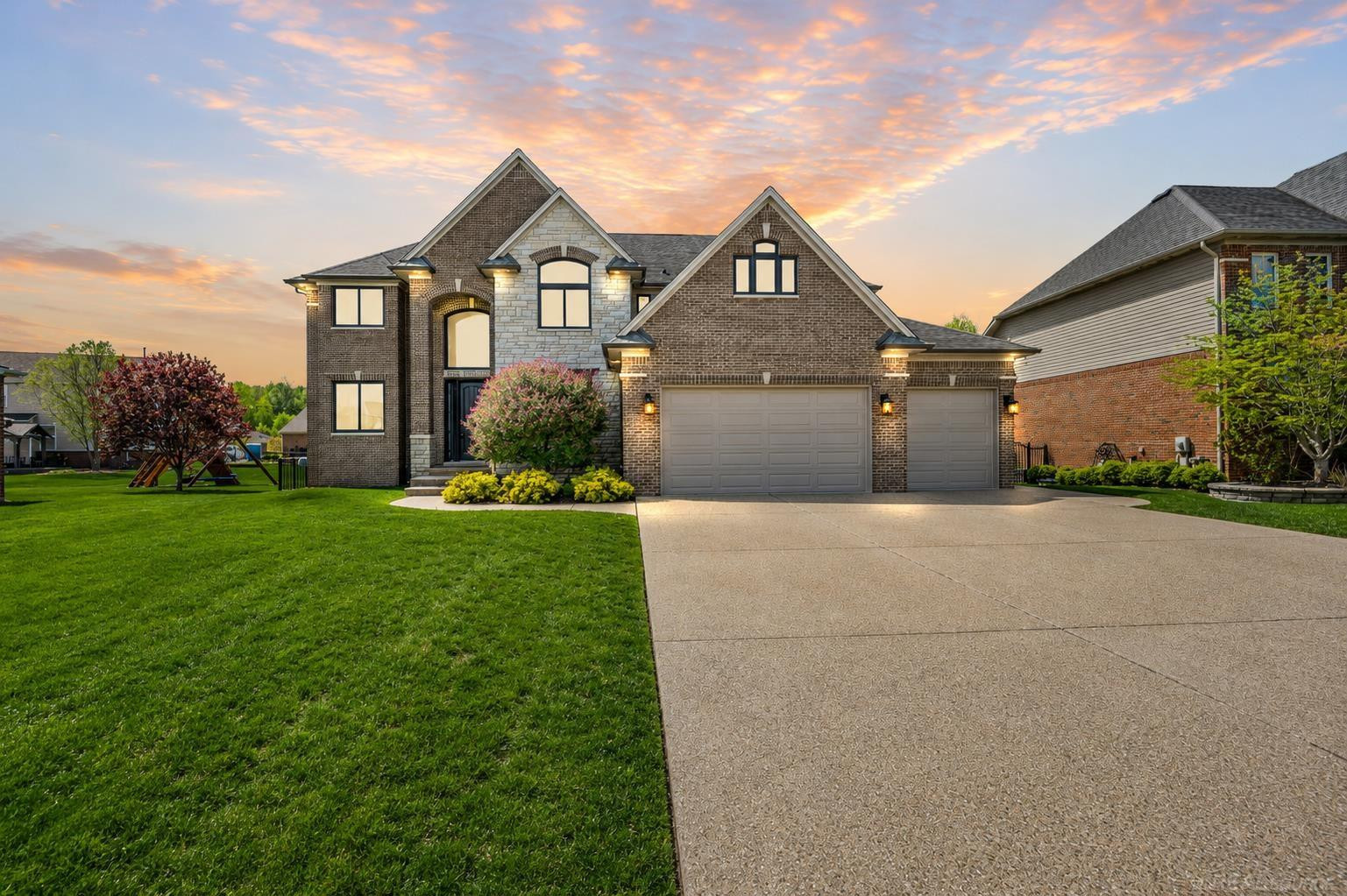 21936 Bellewood Drive, Macomb, MI 48044 — Photo 57