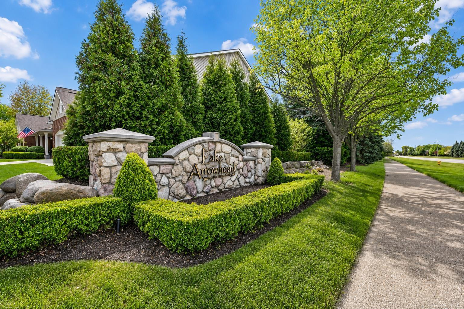 21936 Bellewood Drive, Macomb, MI 48044 — Photo 58