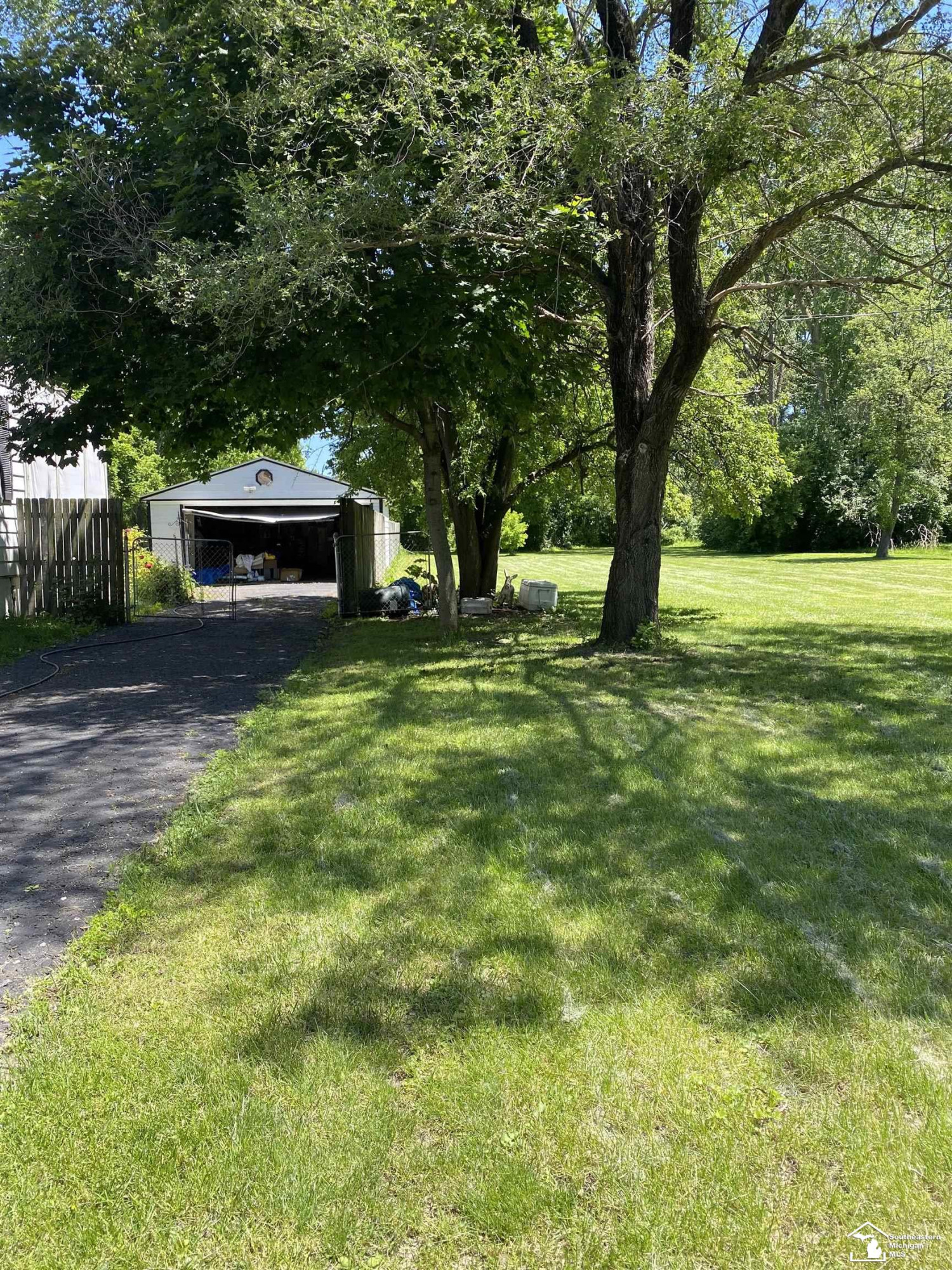 14295 Reeck Road, Southgate, MI 48195 — Photo 2